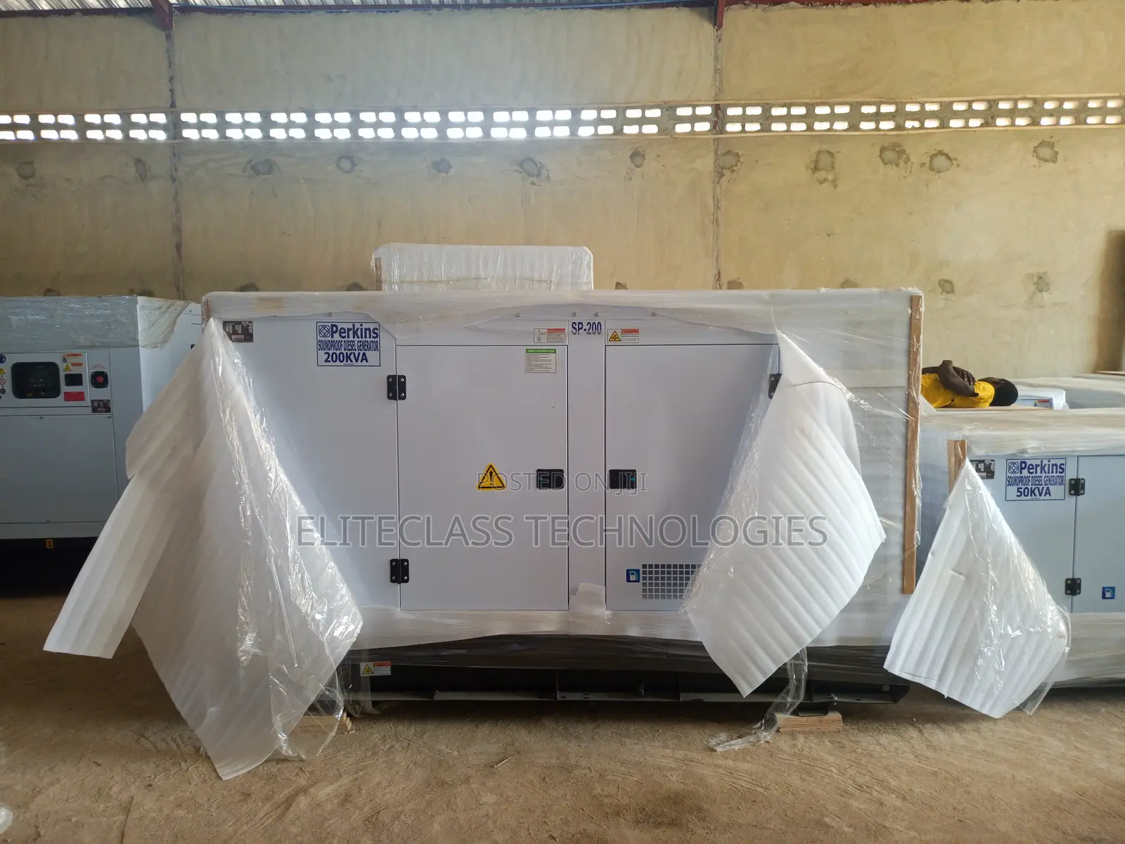 Silent Enclosed Perkins Generator 200kva