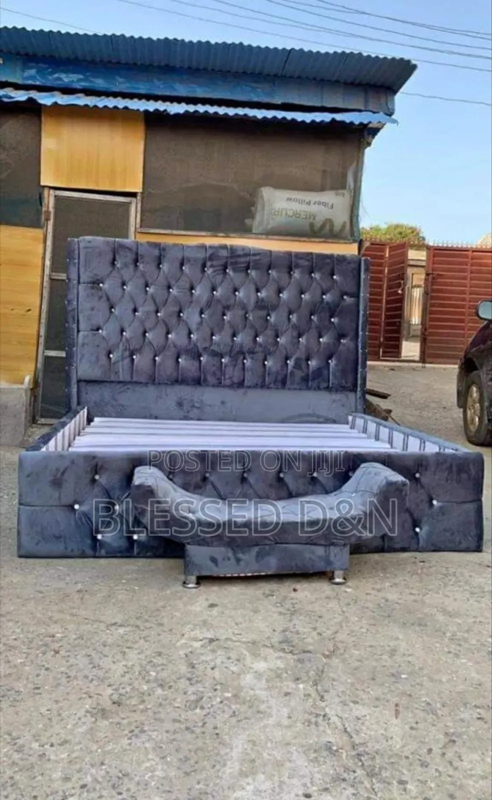 6/6 Upholstery Padded Bed Frame