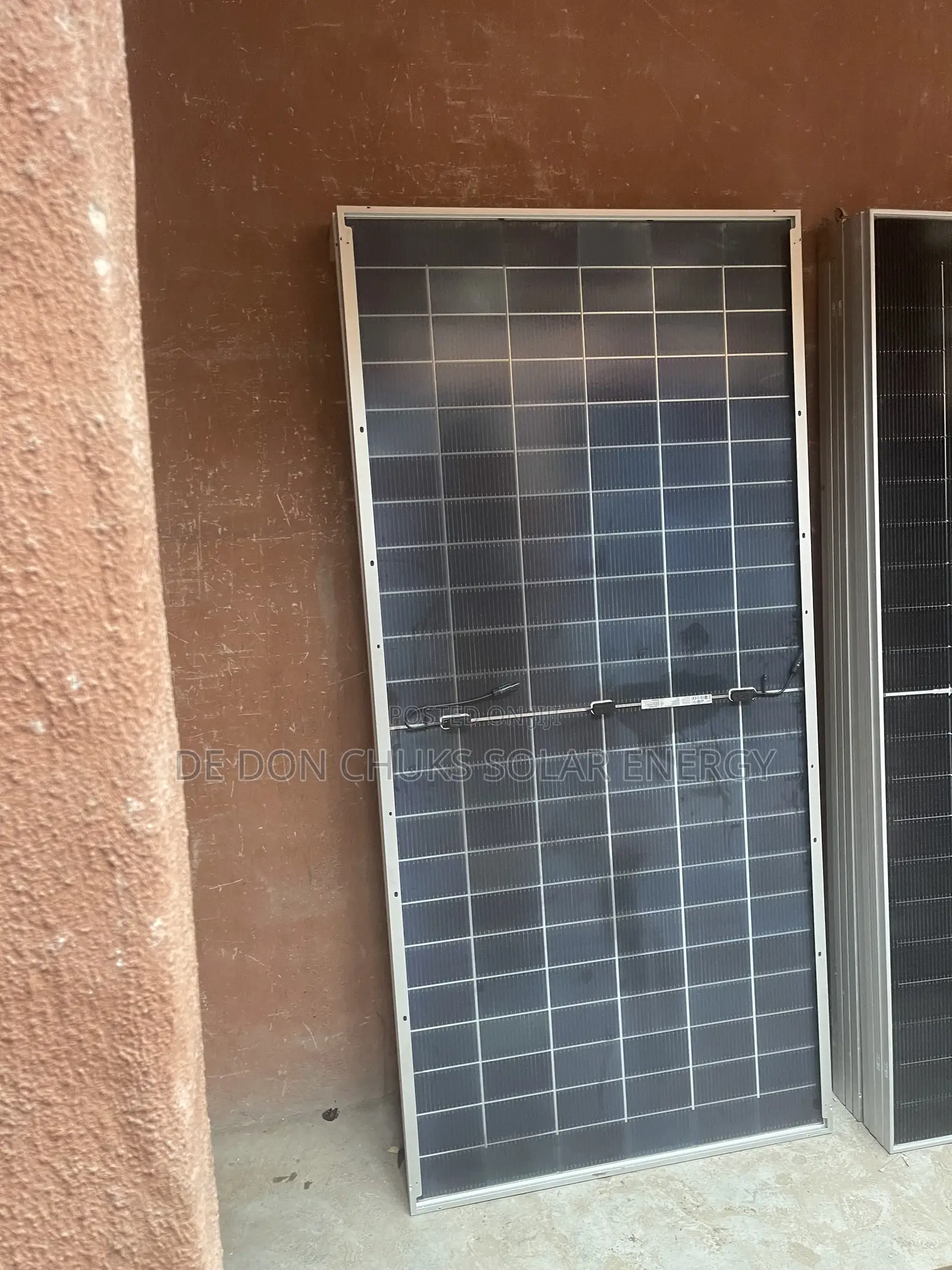 650w Jinko Solar Panel