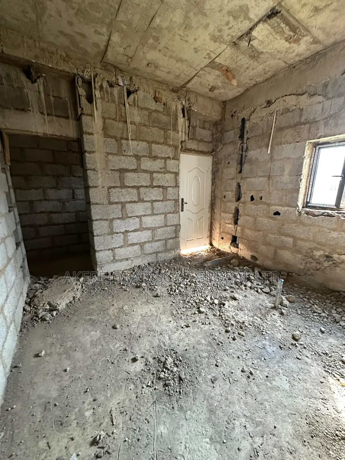 4bdrm Apartment in Lifecamp Abuja for sale