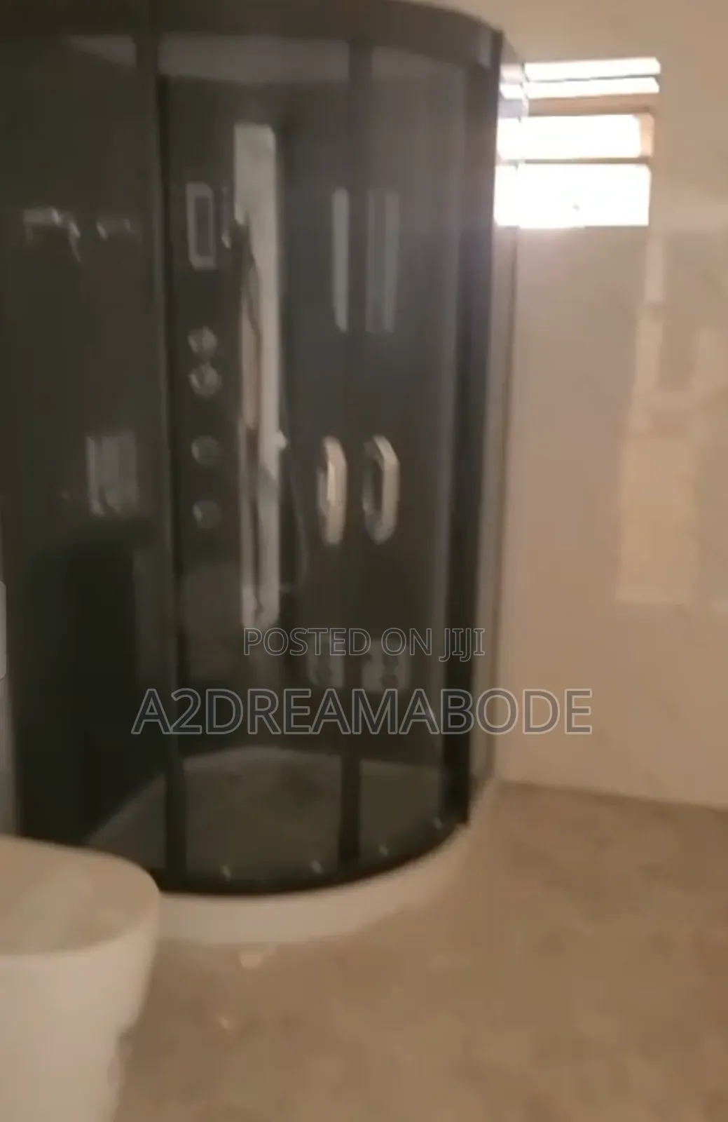 2bdrm Apartment in Magodo Phase 2 for rent