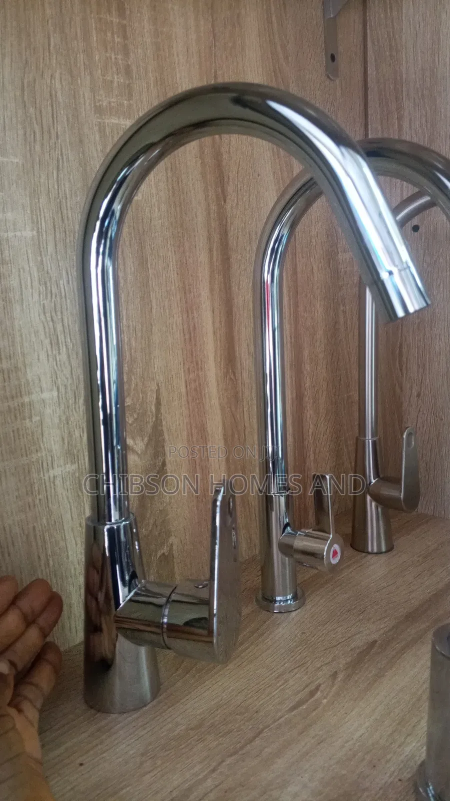 Short Name: Modern Chrome Kitchen Tap