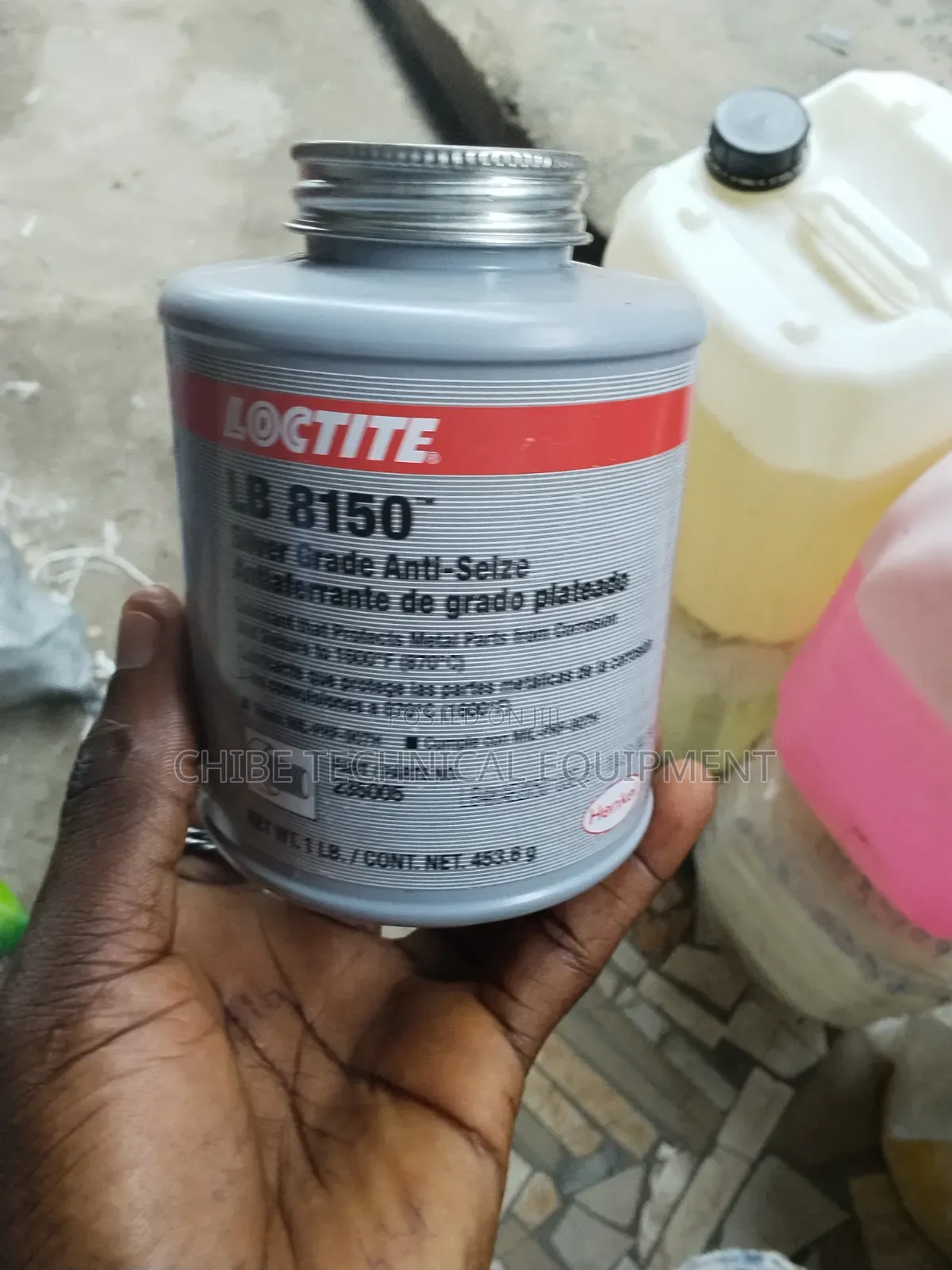 Loctite Lb 8150 Silver Grade Anti-seize Lubricant.