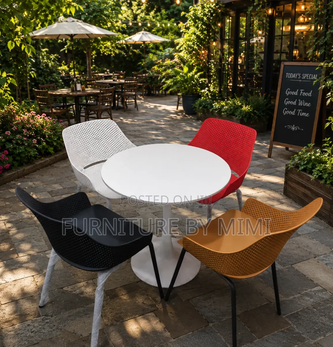 Vibrant 4-Seater Outdoor Dining Set.