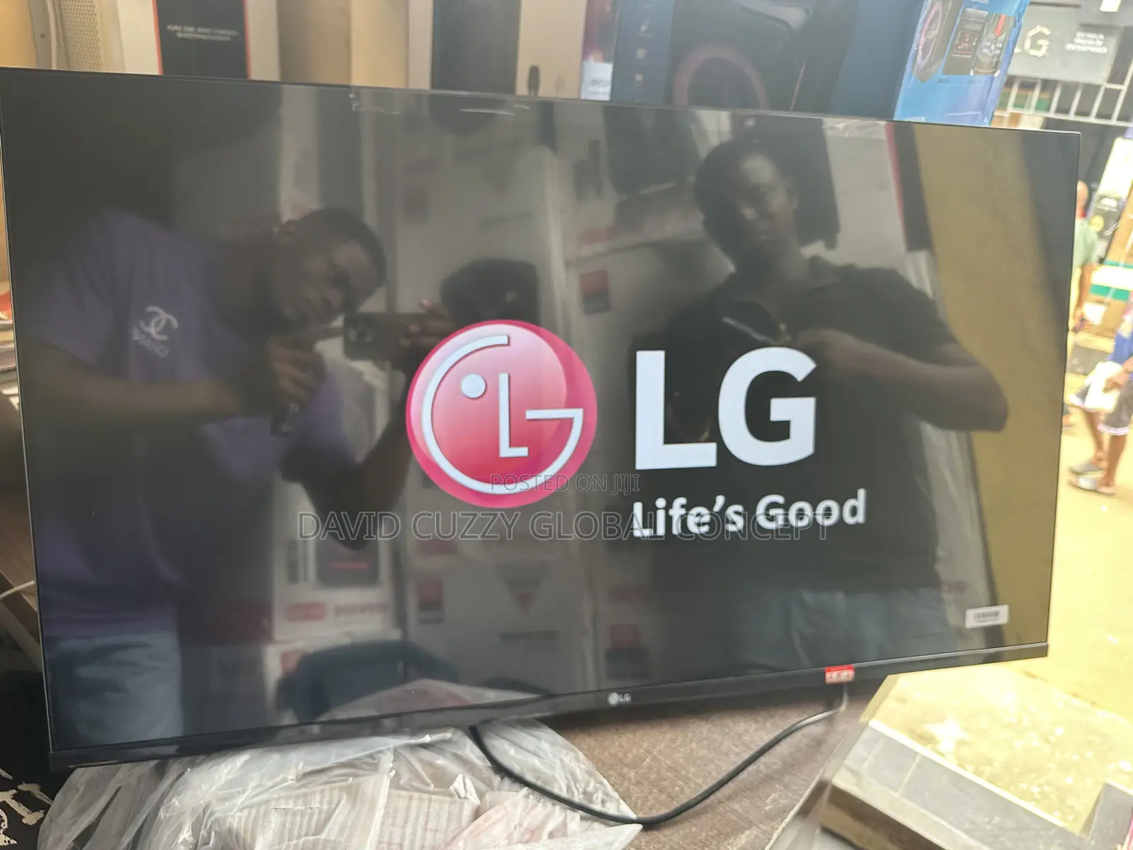 Brand New Lg 50 Inches Smart Frameless Tv