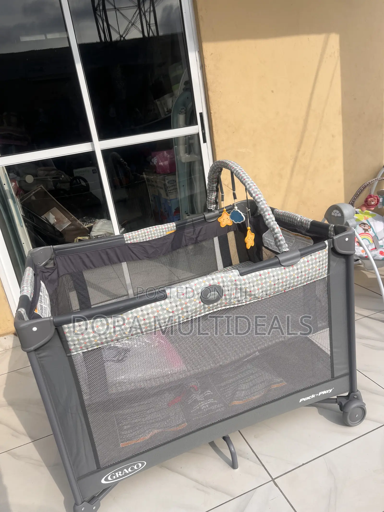 Graco Imported Baby Cot With Brand New Baby Net for Mosquito