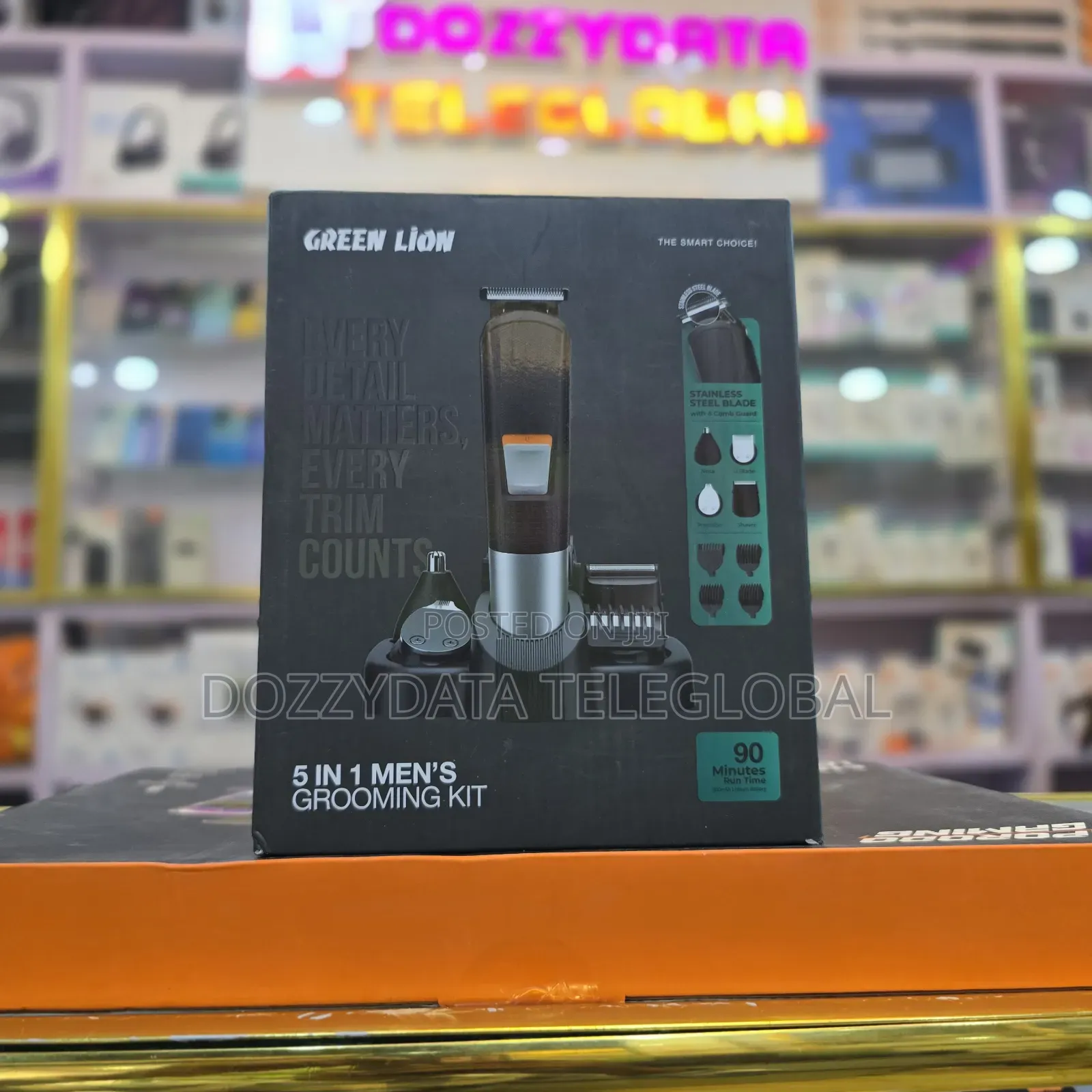 Green Lion 5-in-1 Men's Grooming Kit