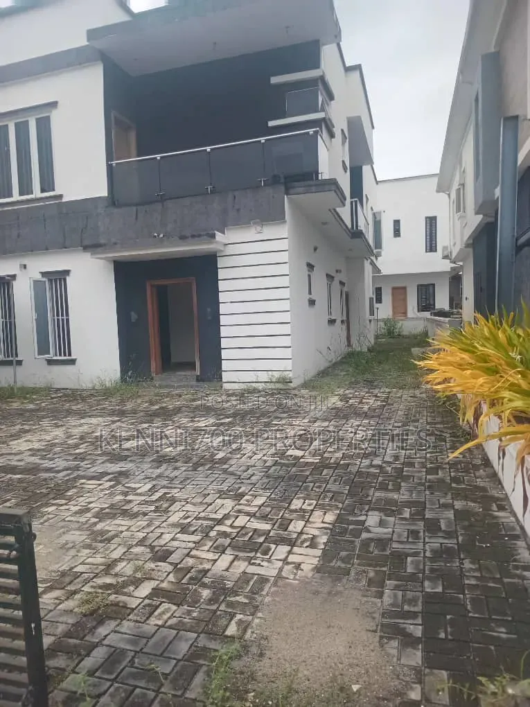 5bdrm Duplex in Mega Mound, Lekki, Ikota for sale