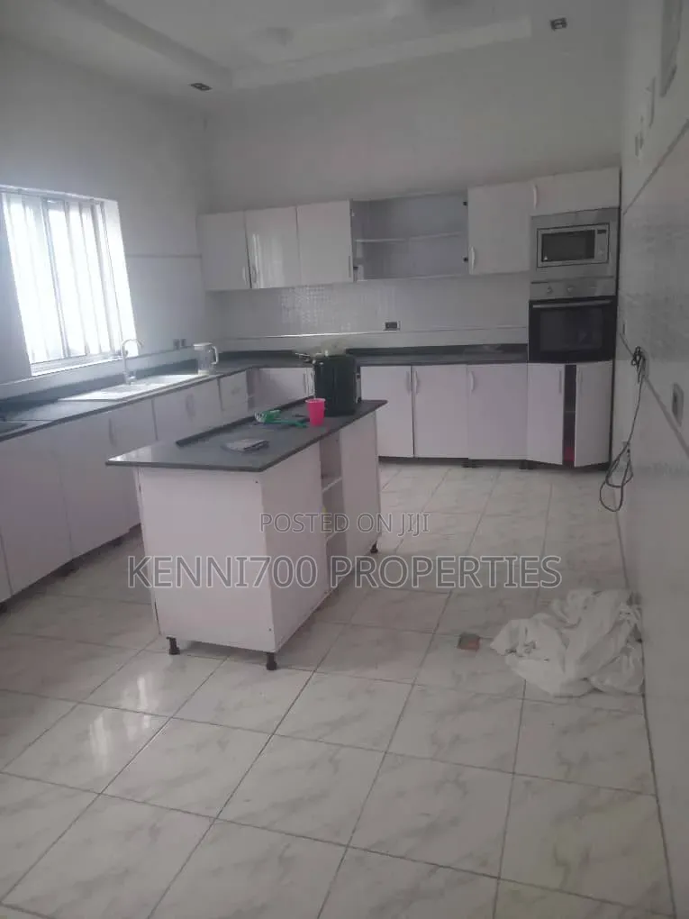 5bdrm Duplex in Mega Mound, Lekki, Ikota for sale