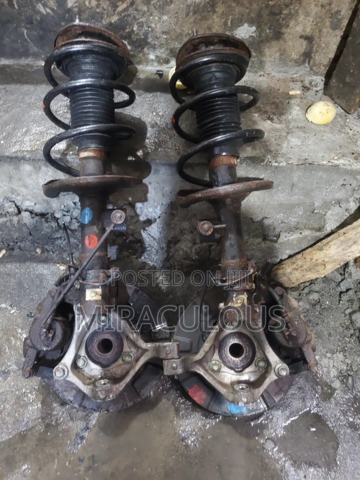 Suzuki Kizashi Shock Absorber