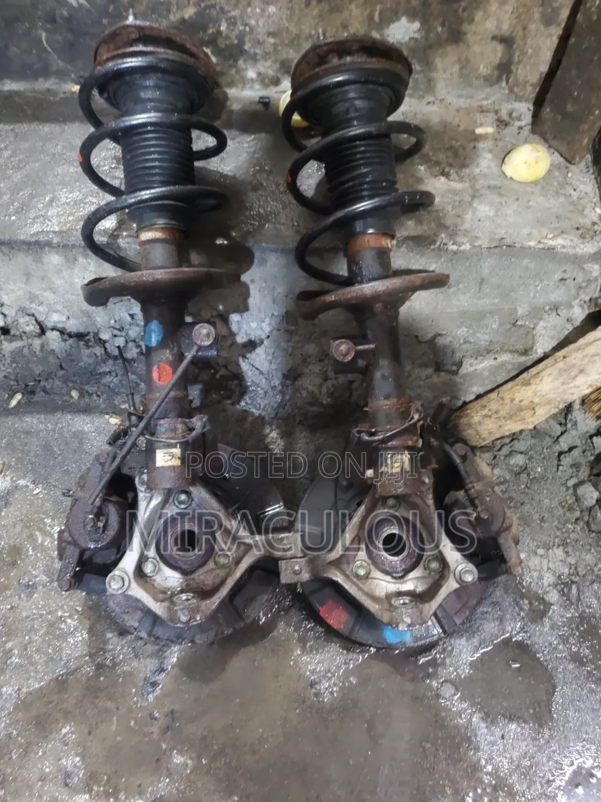 Suzuki Kizashi Shock Absorber