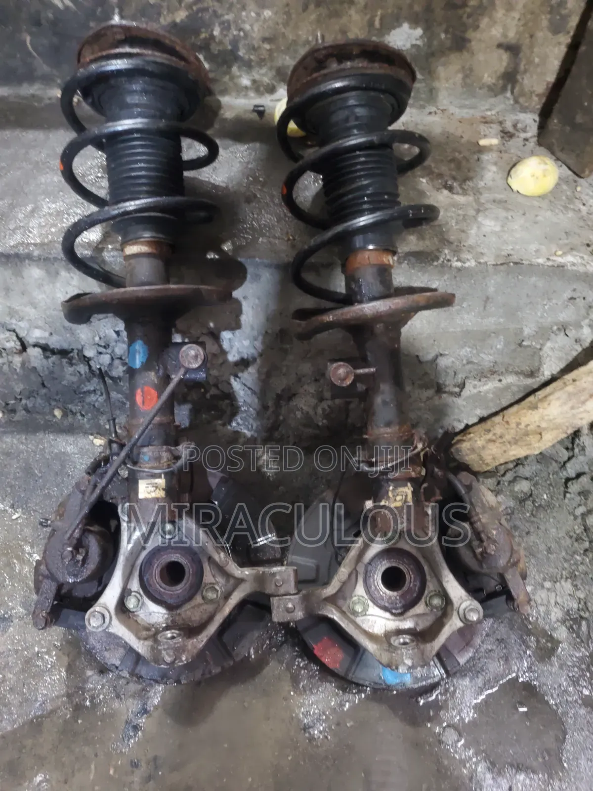 Suzuki Kizashi Shock Absorber