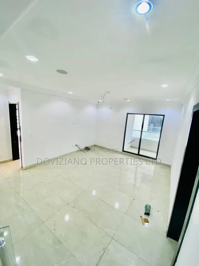 5bdrm Duplex in Lekki Phase 1 for rent