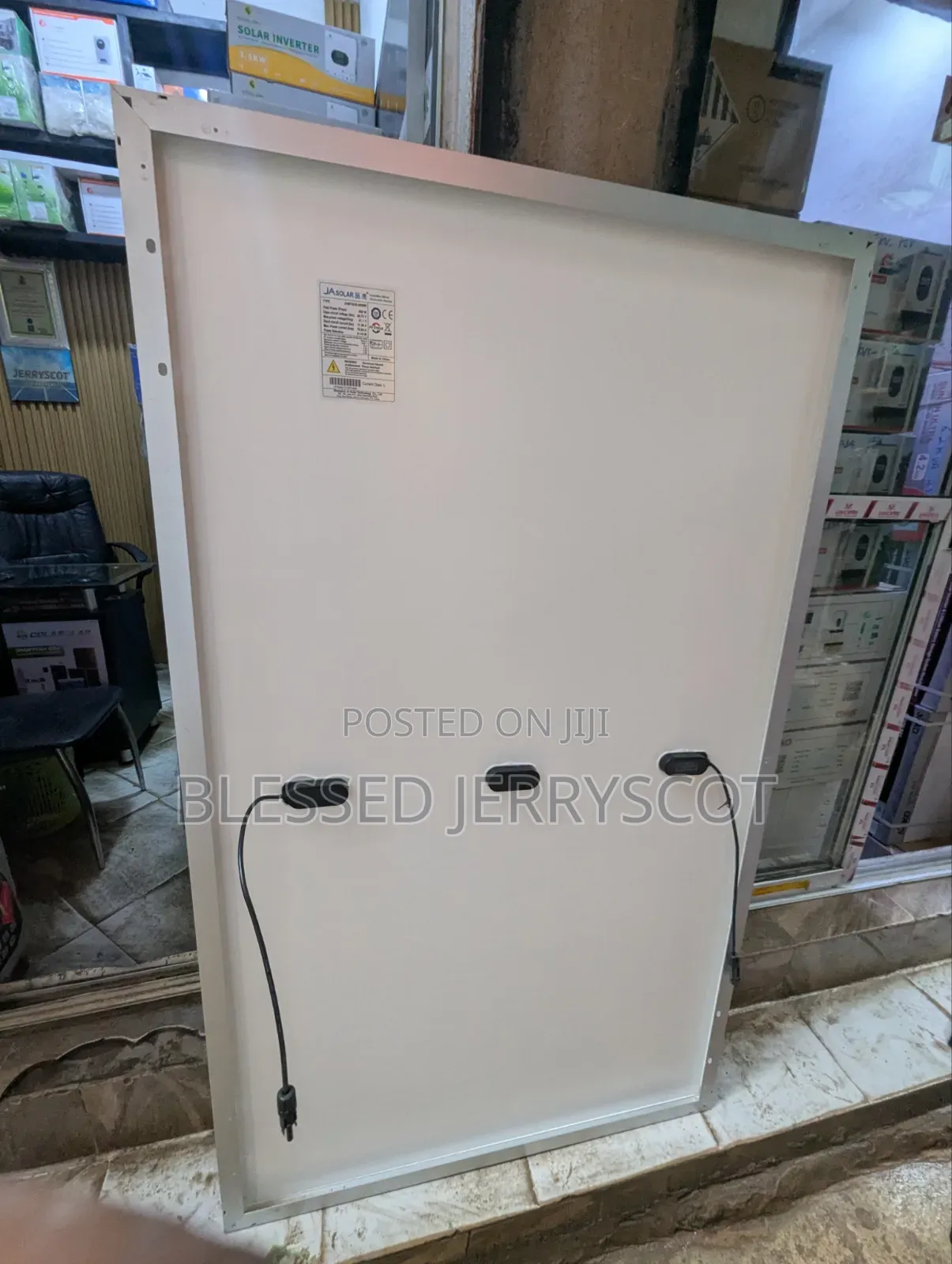 Ja Solar 450watts Mono-Crystalline 144cells Solar Panels in Stock.