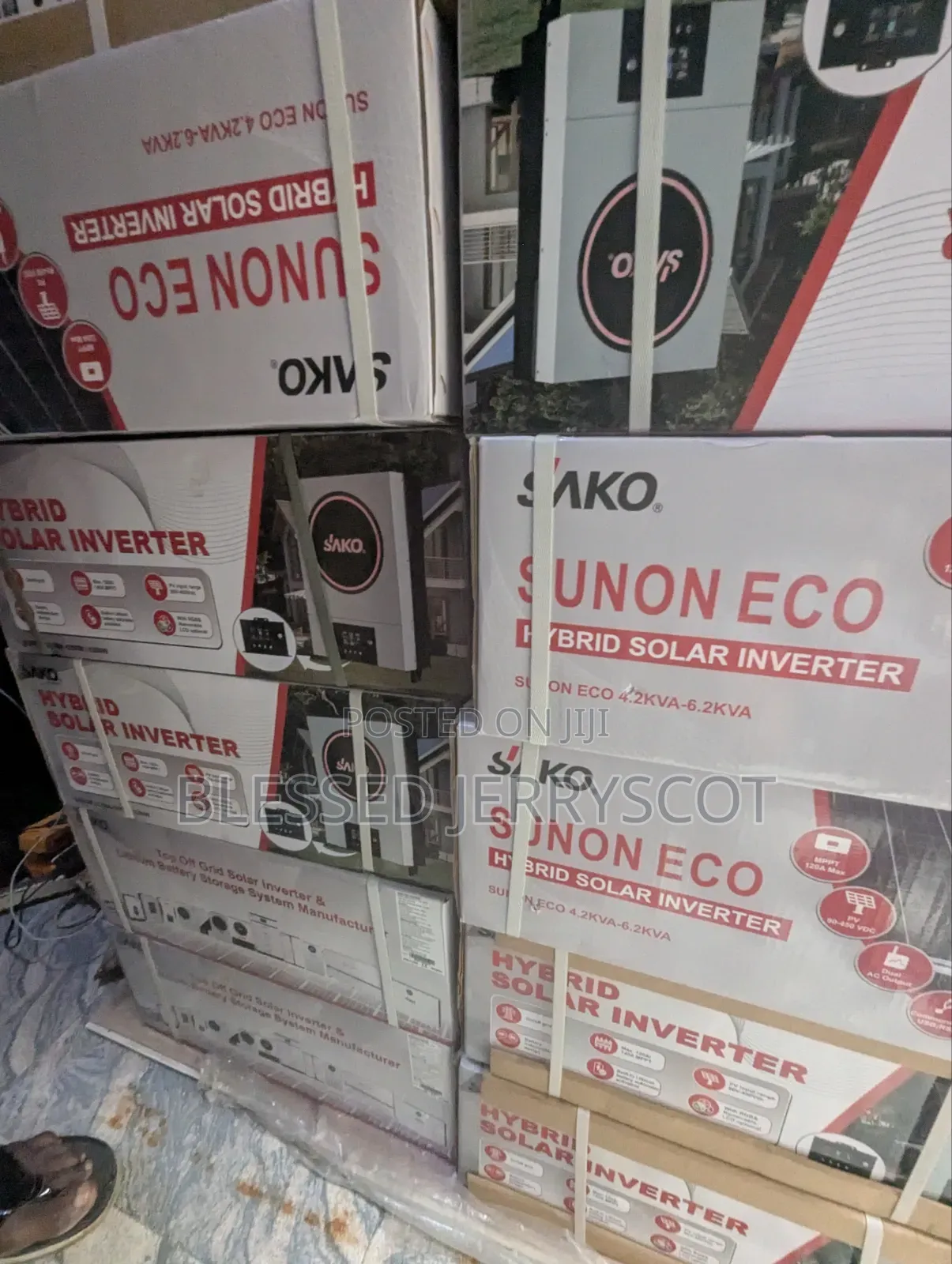 Sako 4.2kva 24v Hybrid Solar Inverters Available in Stock