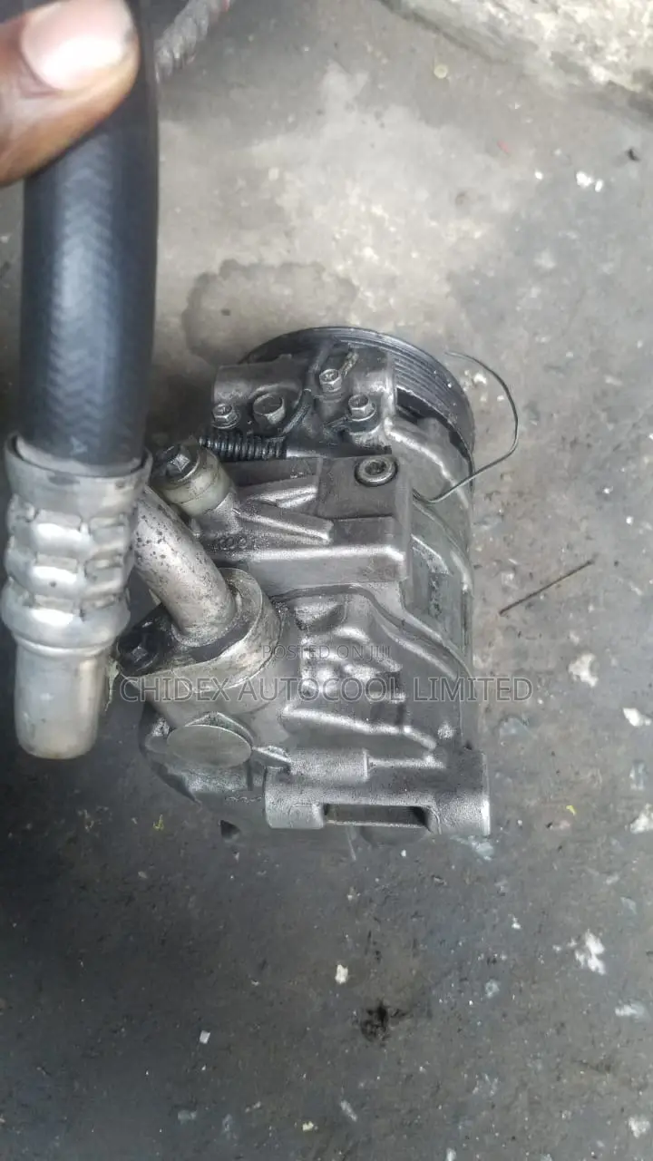 Manual Ac Compressor for Mercedes Benz C300