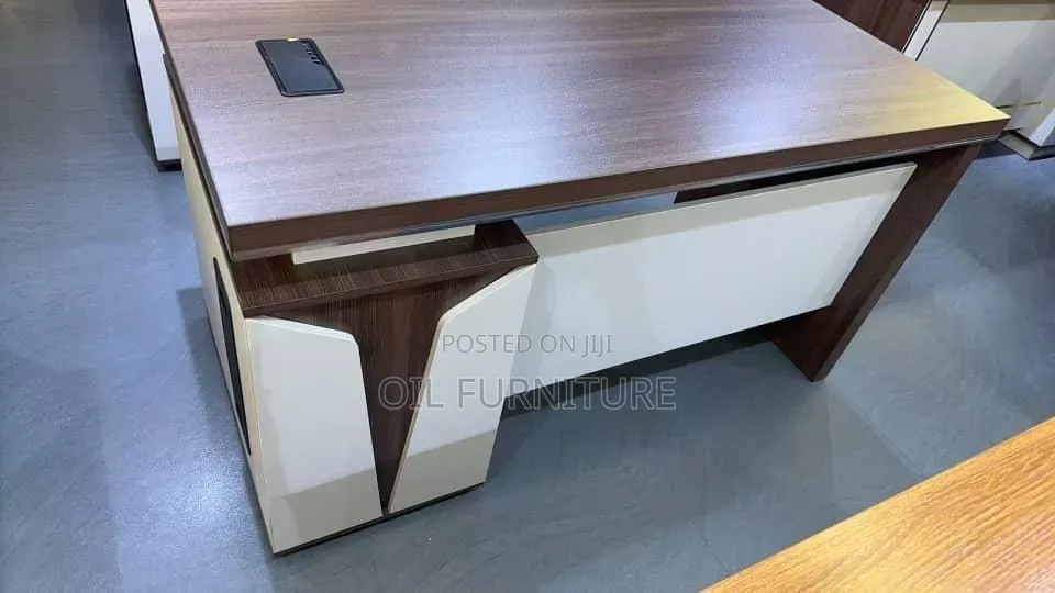 High-End Premium Executive Office Table (Modern Wood White)
