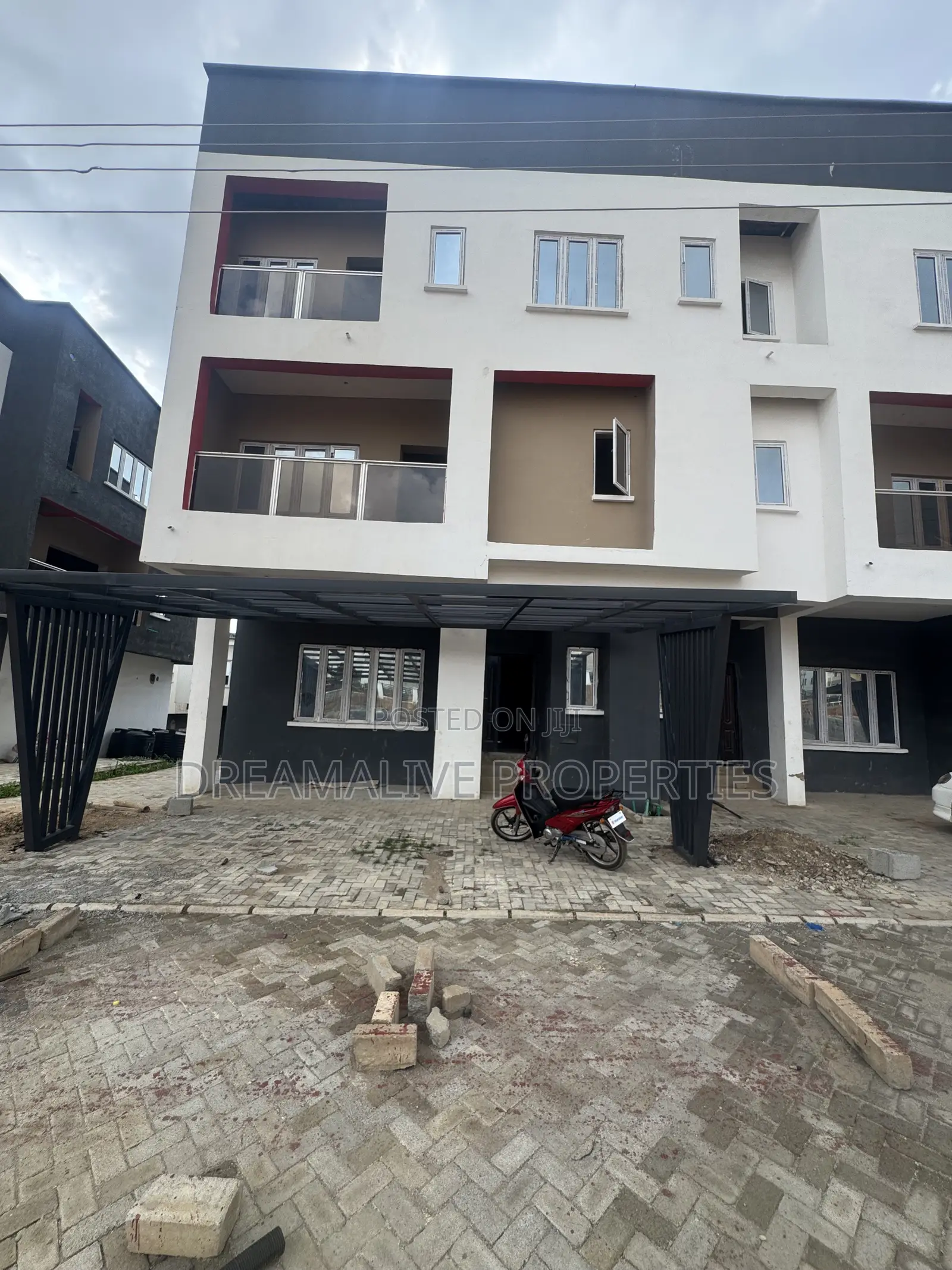 3bdrm Apartment in Paradise, Durumi for sale