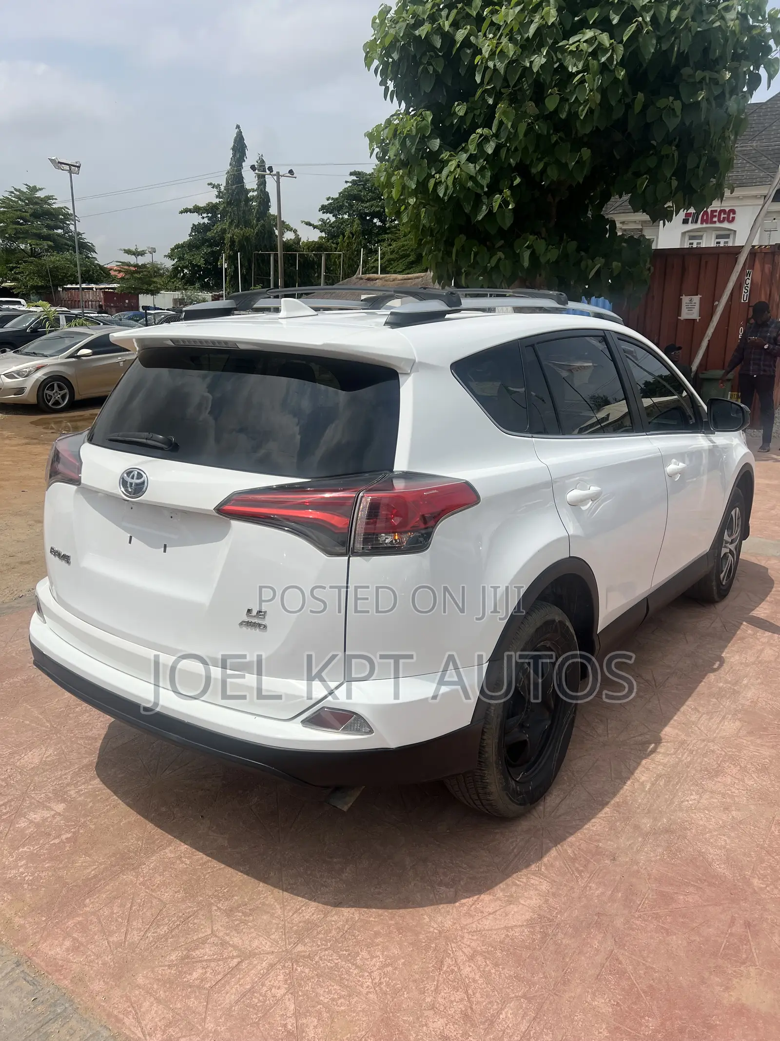 Toyota RAV4 2016 White