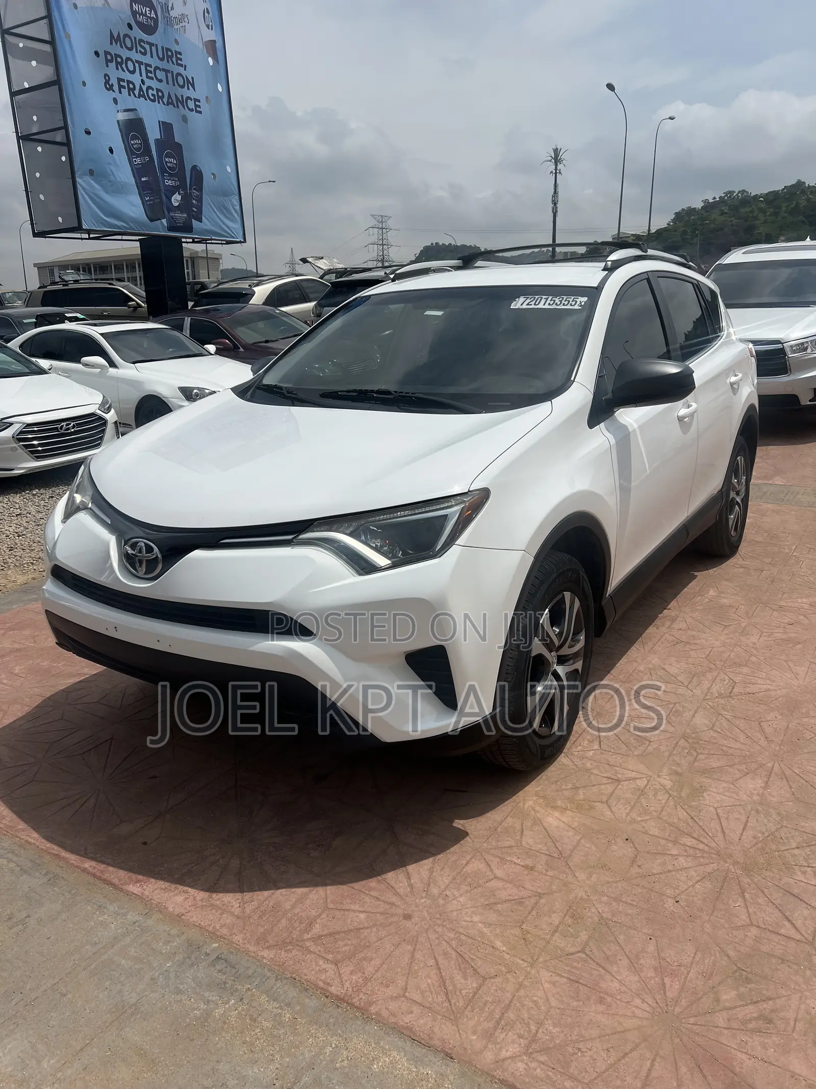 Toyota RAV4 2016 White