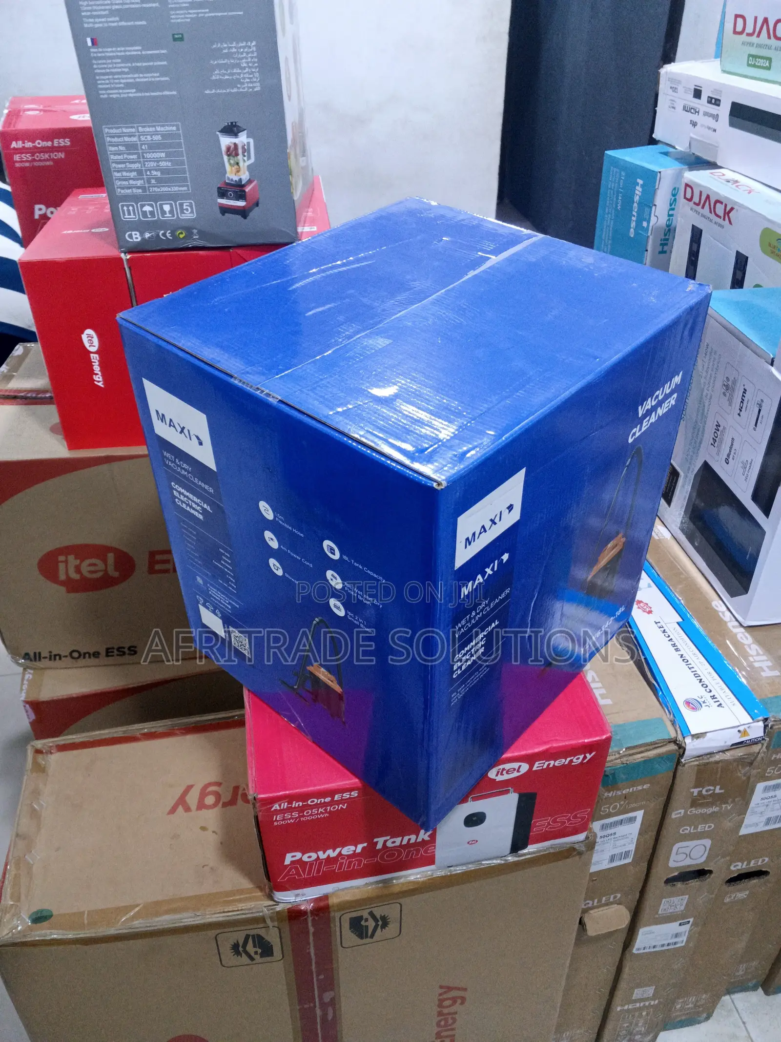 Maxi Wet Dry Vacuum Cleaner With Blower 18l