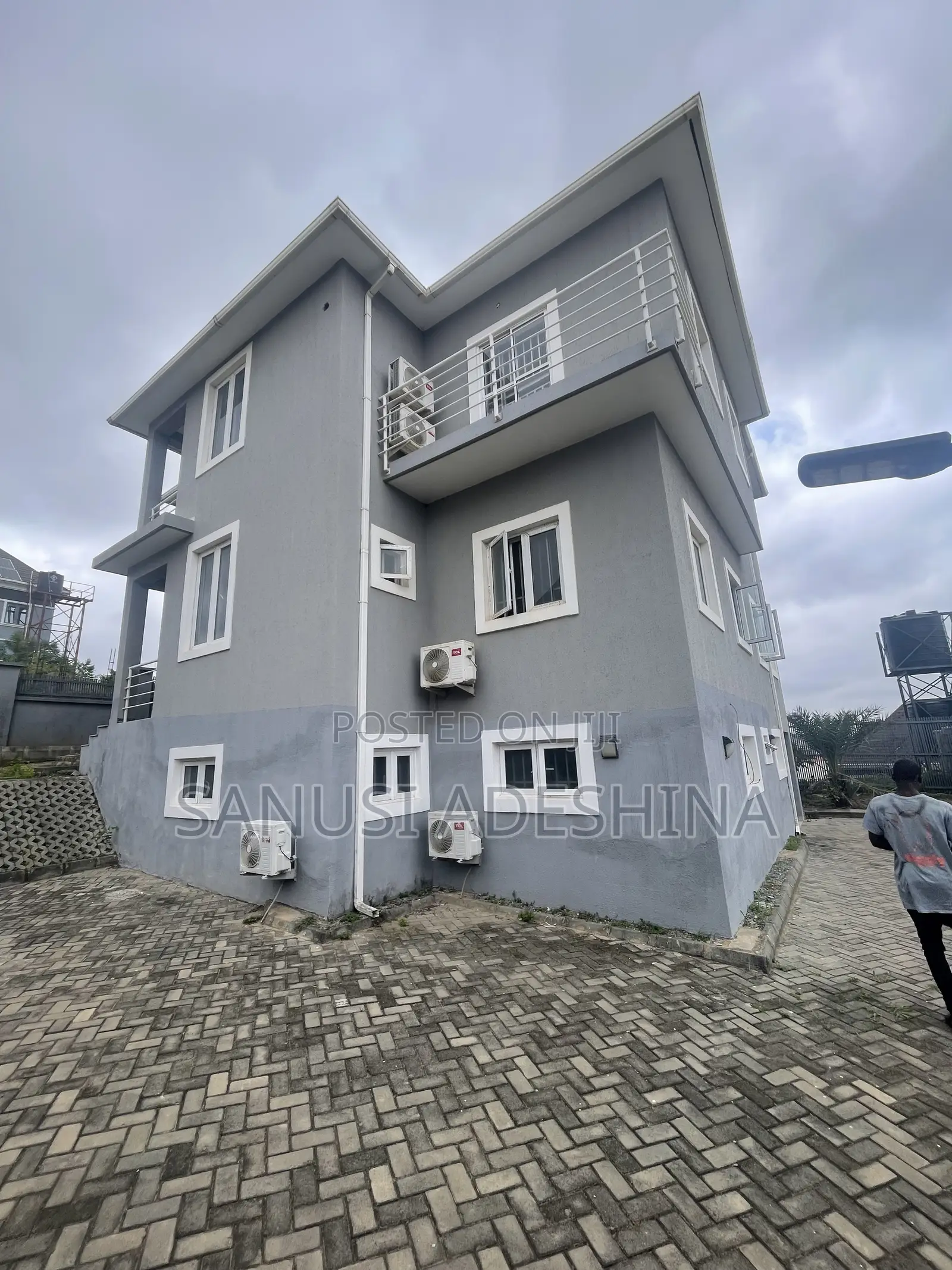 6bdrm Condo in Idu Abuja Nigeria for sale