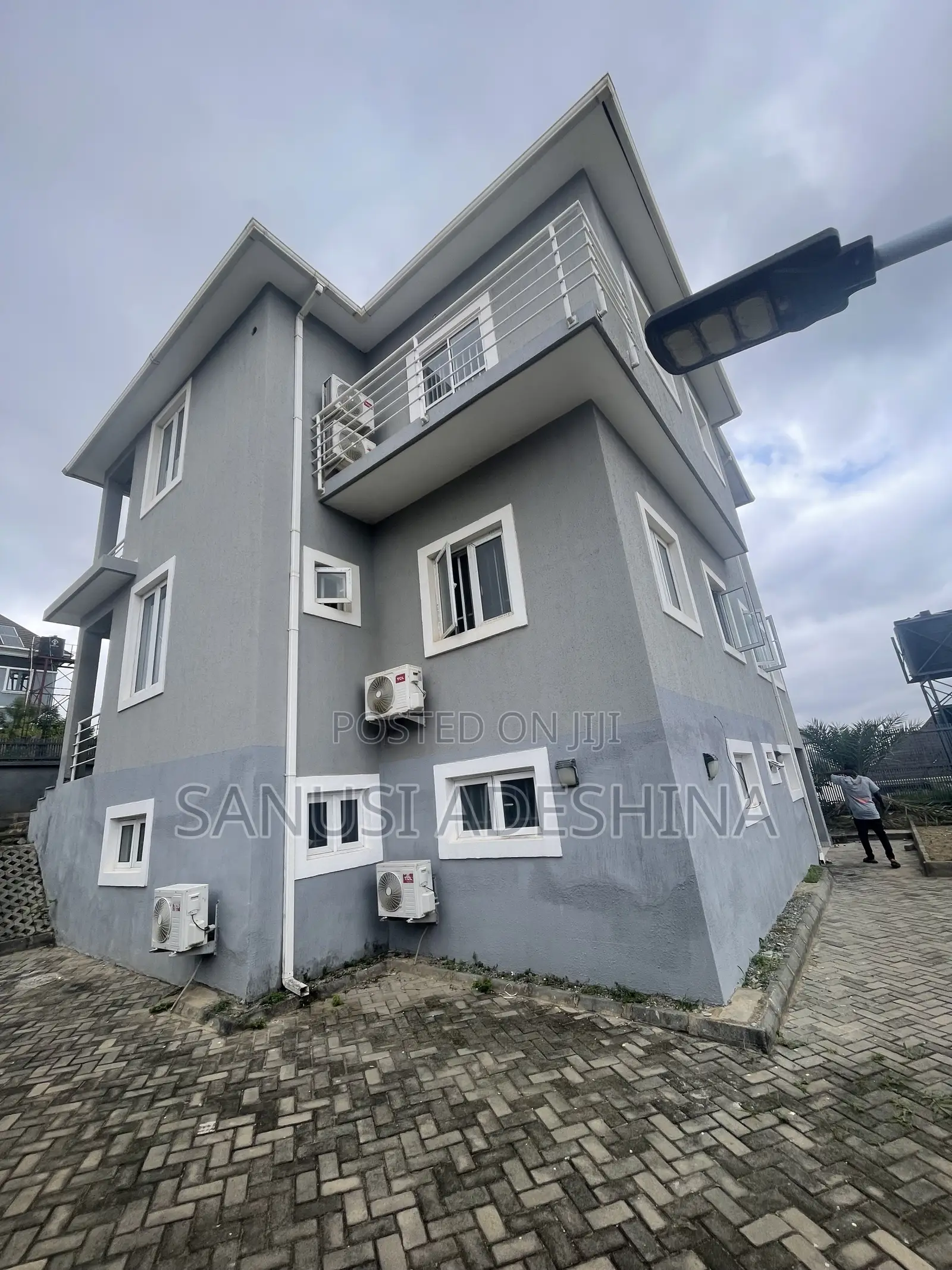 6bdrm Condo in Idu Abuja Nigeria for sale