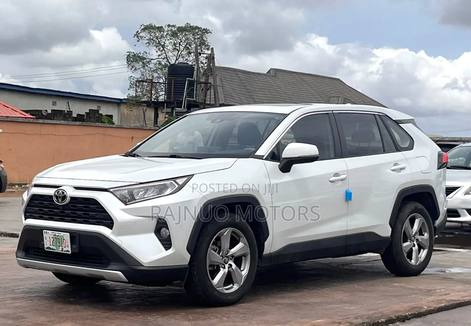 Toyota RAV4 2023 White