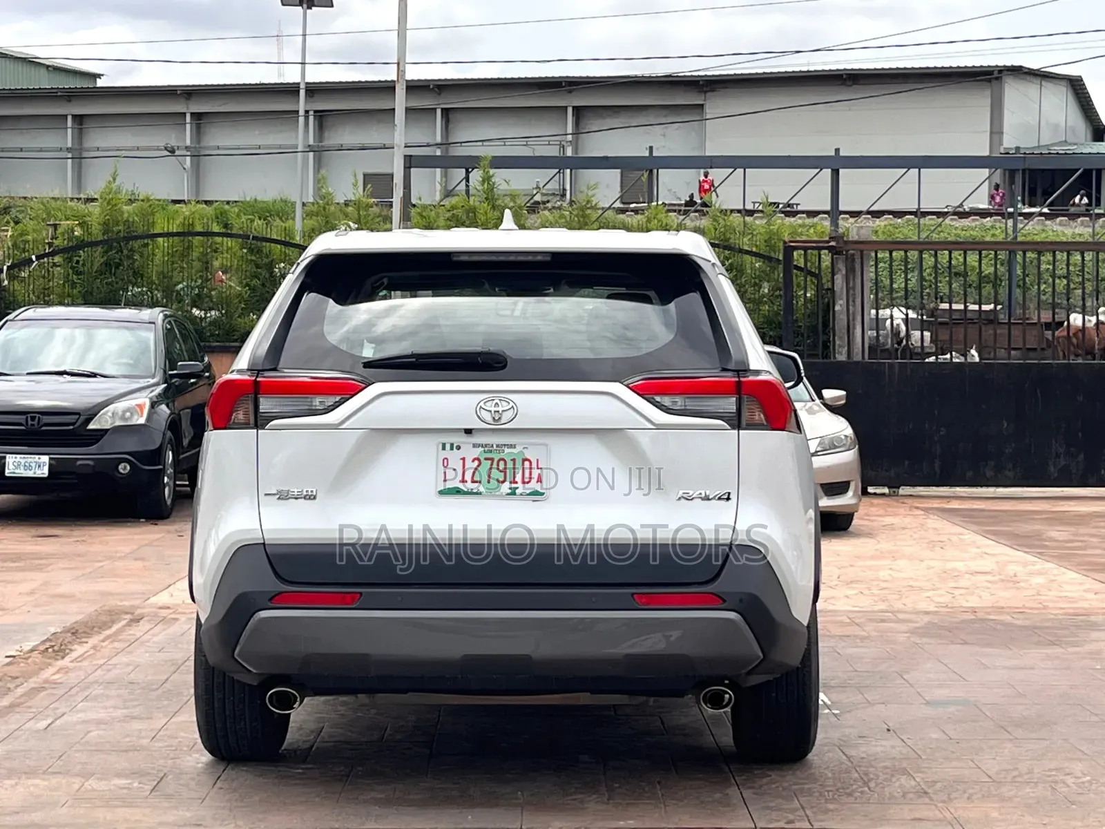 Toyota RAV4 2023 White