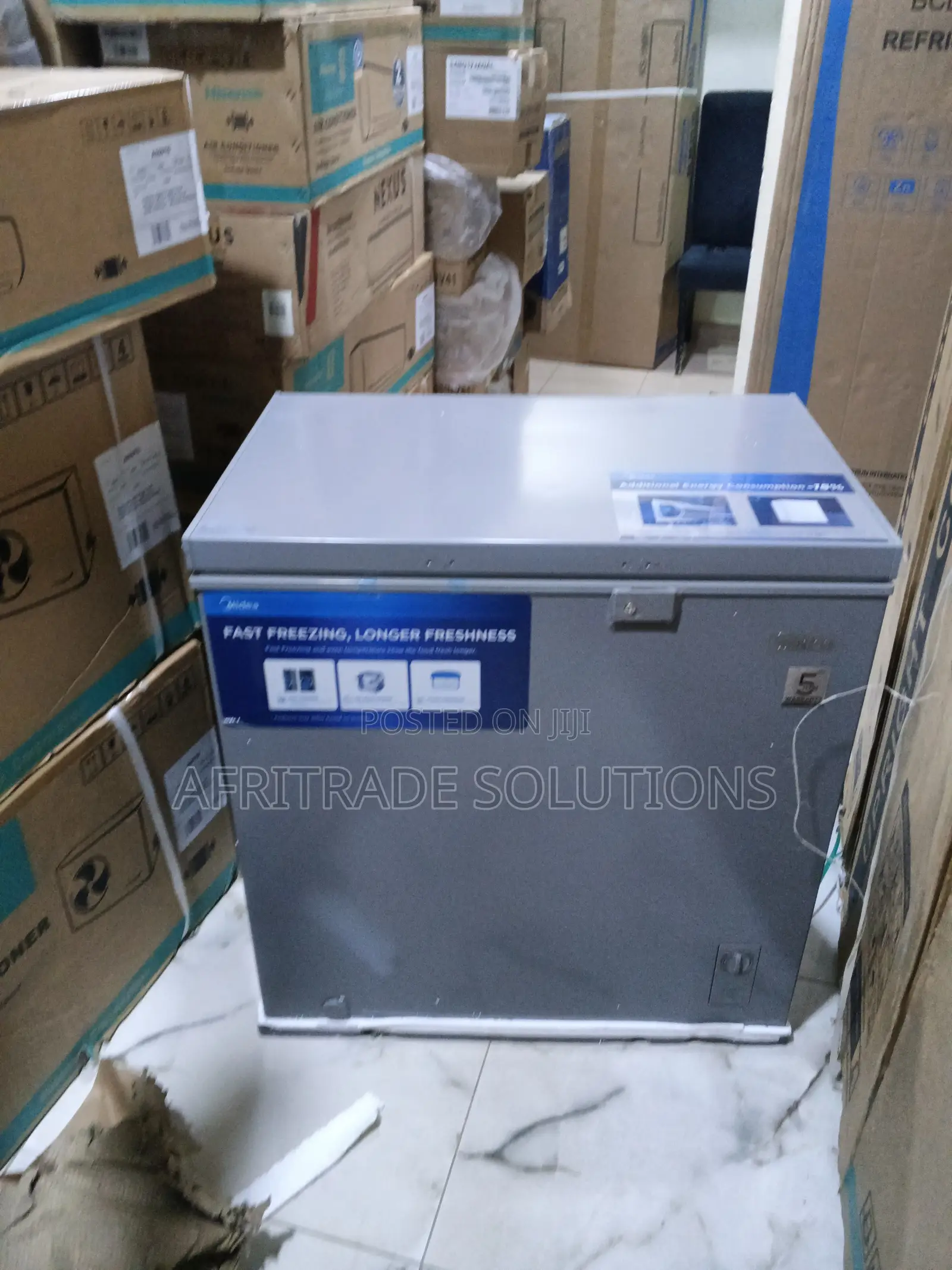 Midea 198l Energy Efficient Deep Freezer
