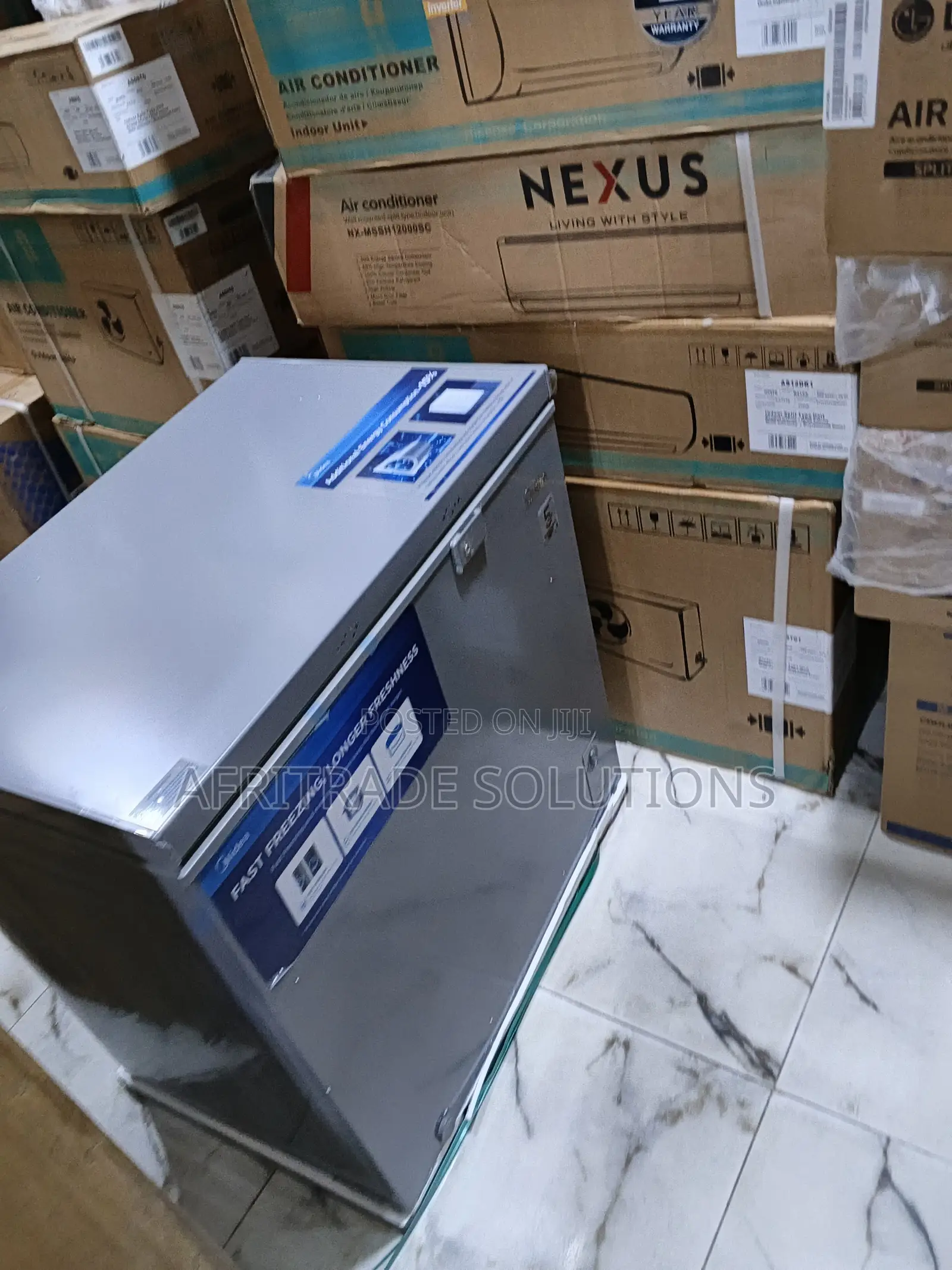 Store More With the Midea 198l Chest Freezer