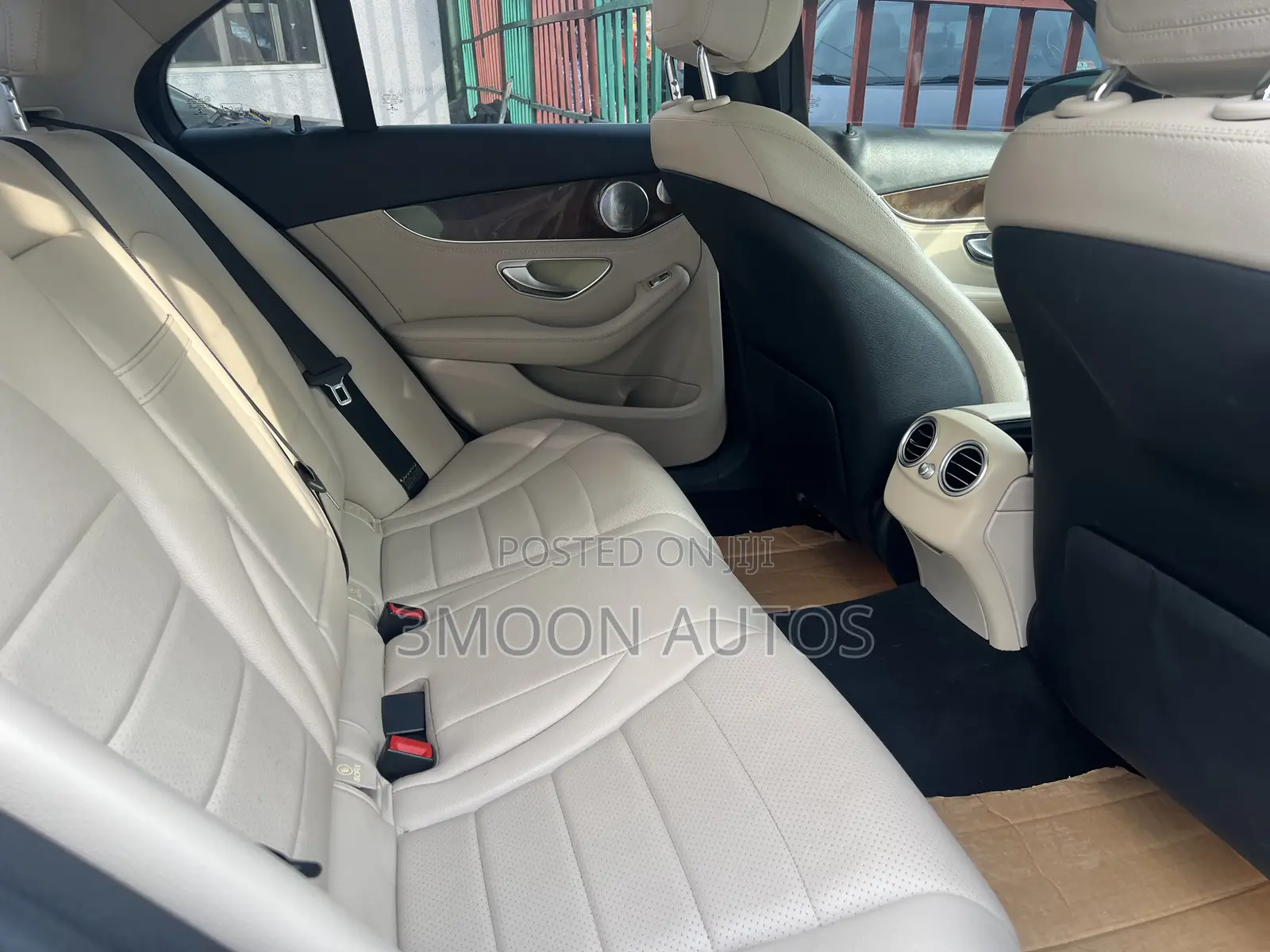 Mercedes-Benz C-Class C 300 (C205) 2016 Blue