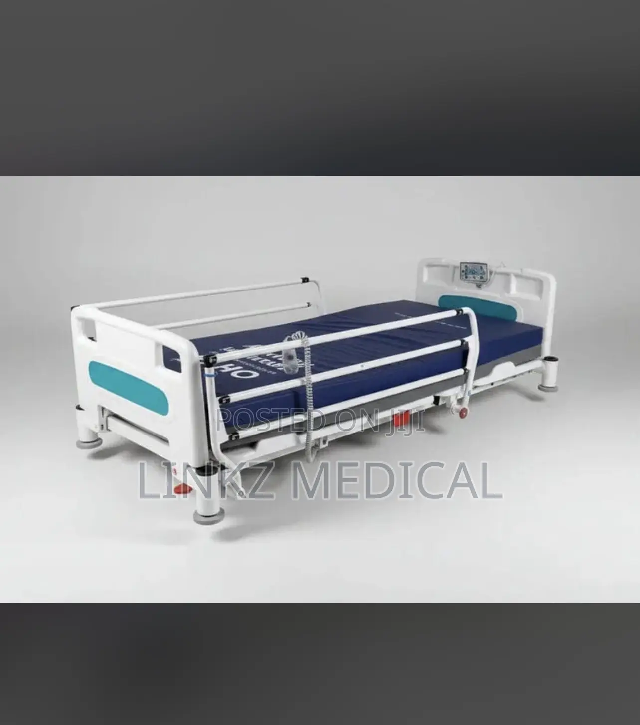 Huntleigh / Arjo Huntleigh Enterprise 5000 Patient Beds