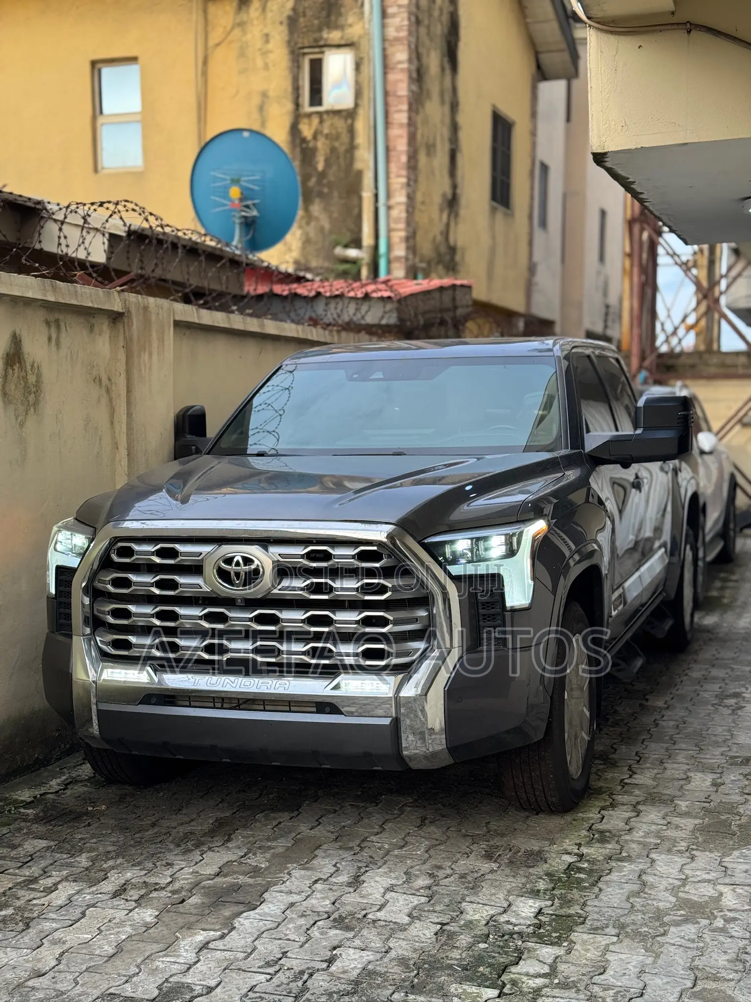 Toyota Tundra 1794 Edition CrewMax 6.5' Bed 2024 Gray
