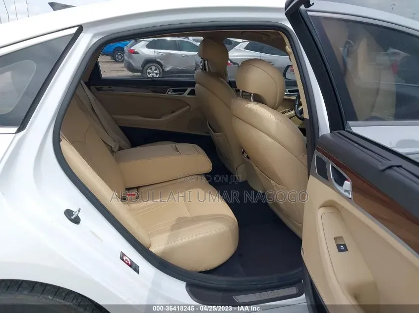 Hyundai Genesis 2015 White