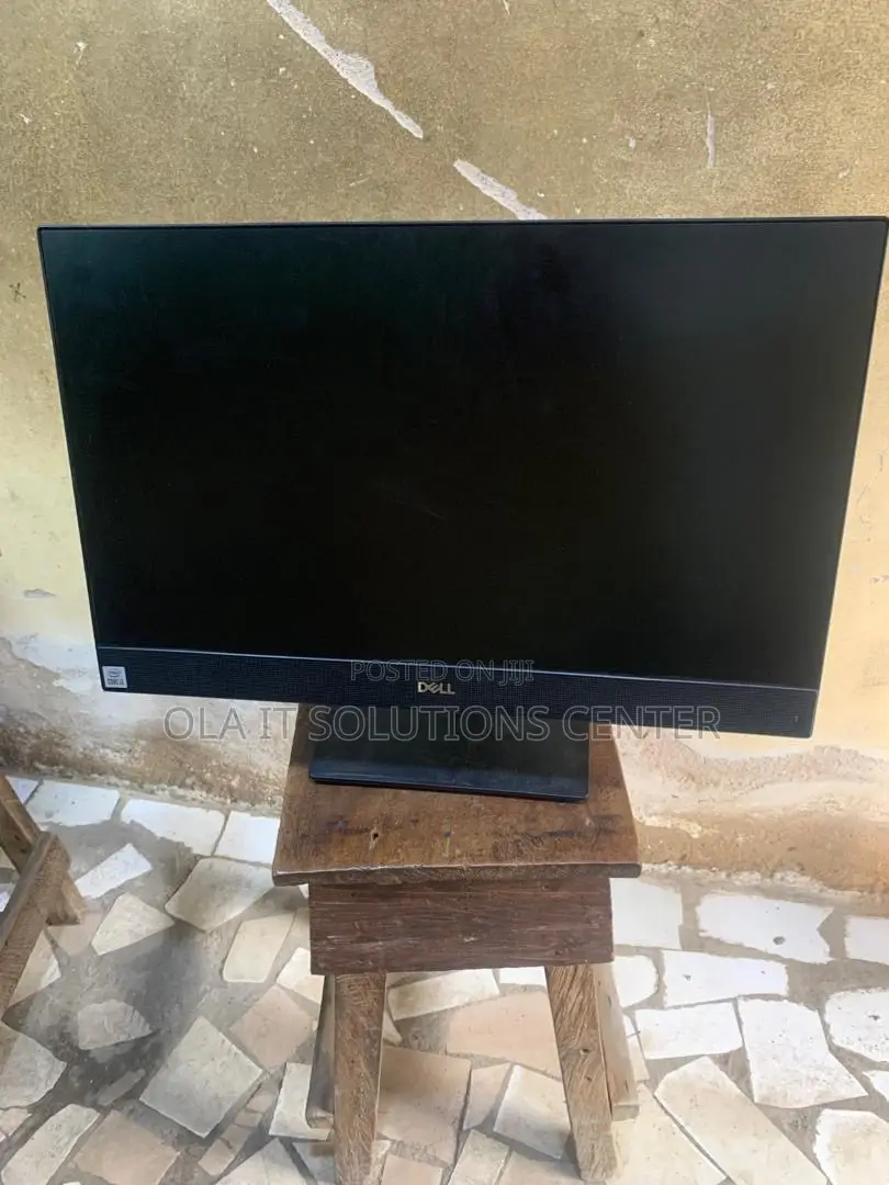 Dell OptiPlex 7000 7410 All-in-One 16GB Intel Core i5 SSD 256GB
