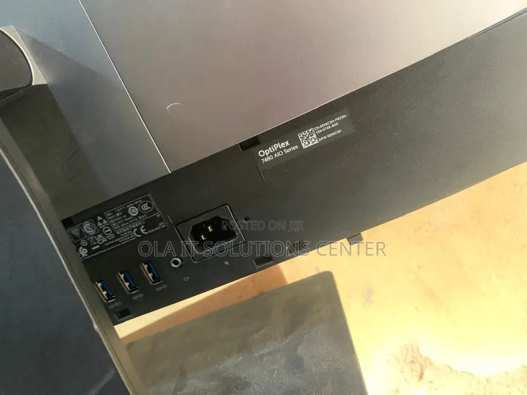 Dell OptiPlex 7000 7410 All-in-One 16GB Intel Core i5 SSD 256GB