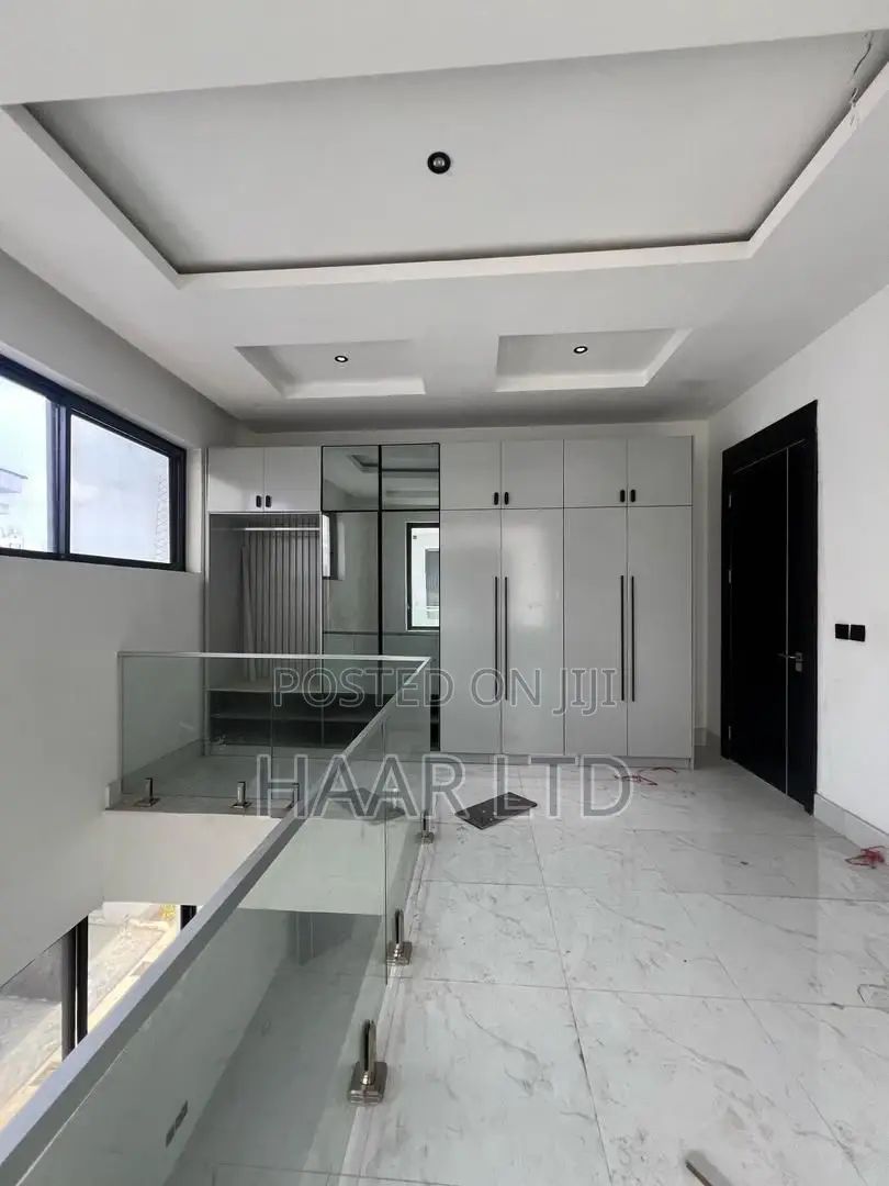 4bdrm Townhouse / Terrace in Ikoyi S.W for rent