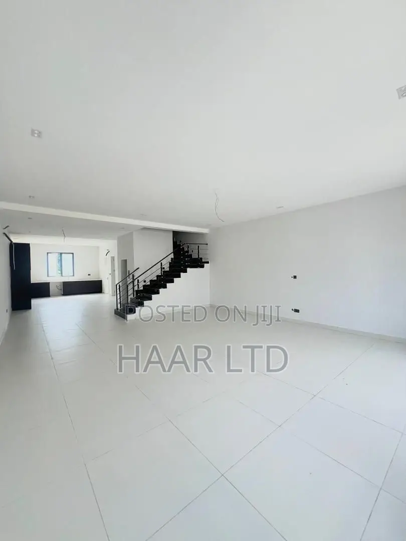 4bdrm Townhouse / Terrace in Old Ikoyi for rent