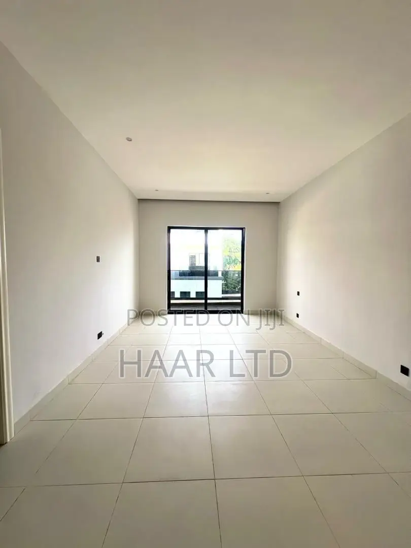 4bdrm Townhouse / Terrace in Old Ikoyi for rent
