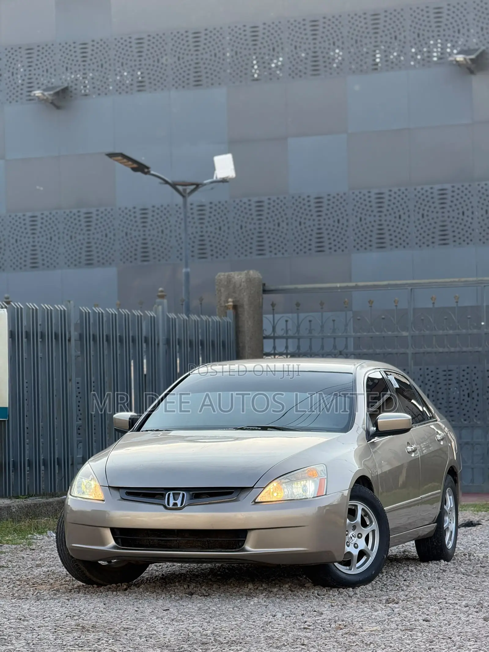 Honda Accord 2004 Gold
