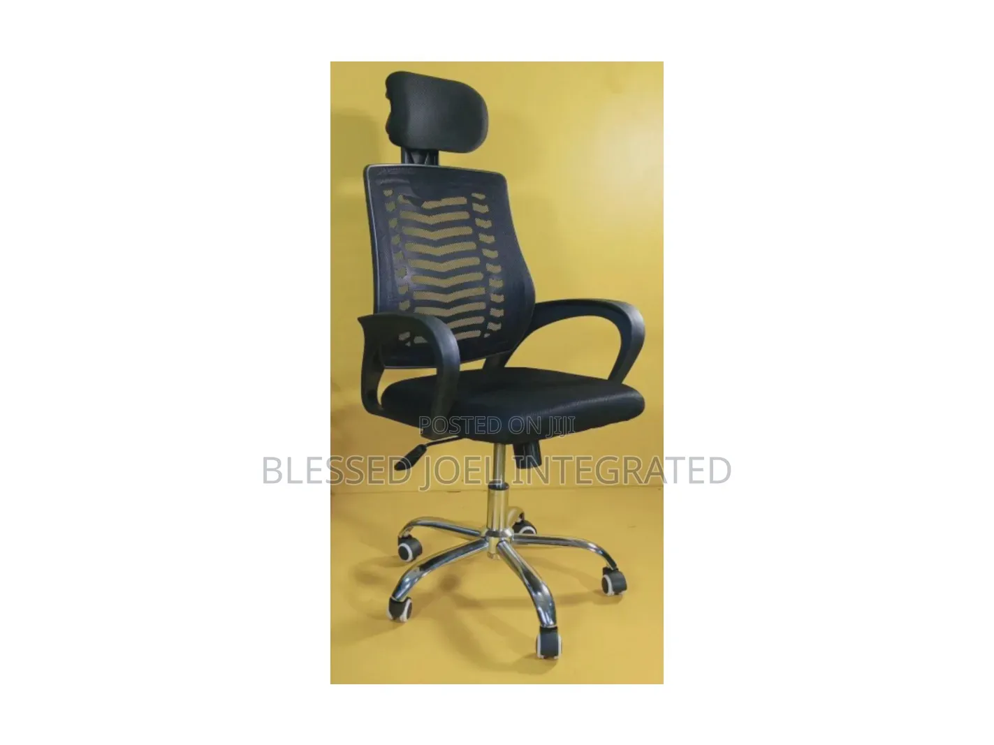 Swivel Office Chair