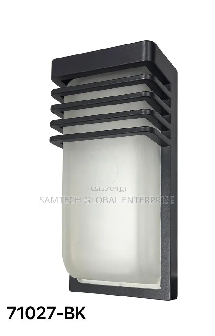 Modern Outdoor Led Wall Sconce – Weatherproof Grey Finish