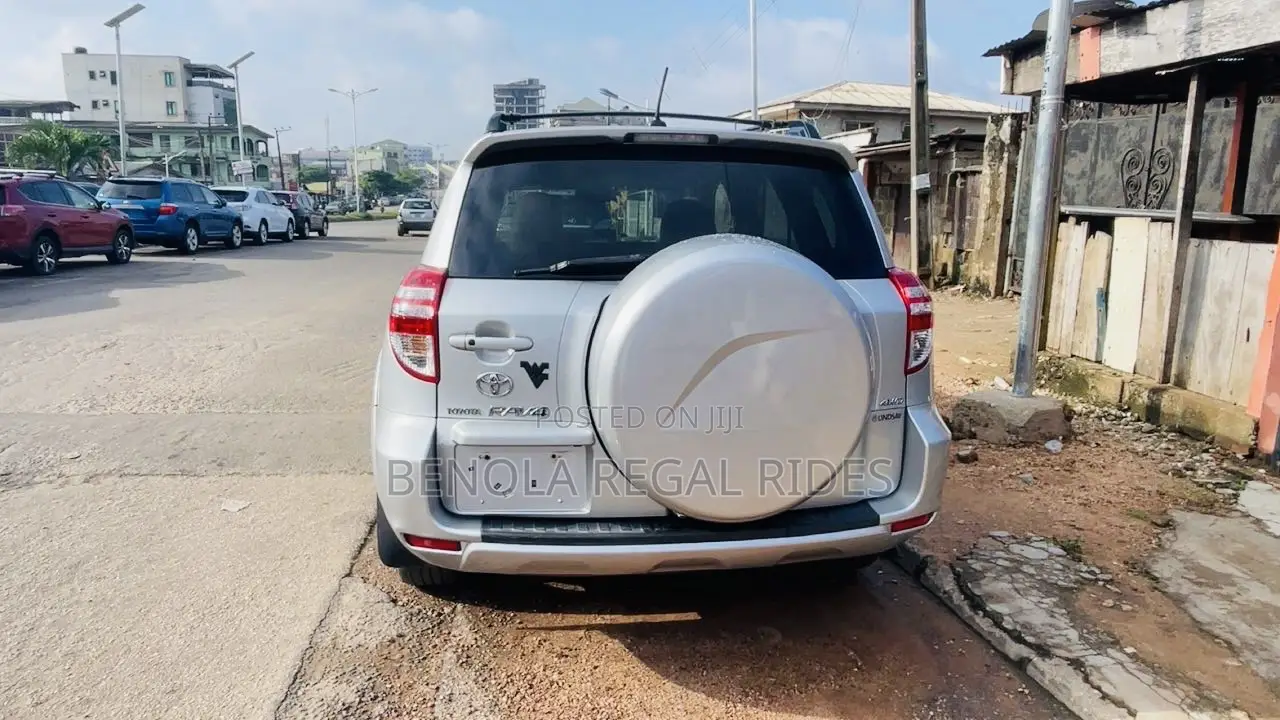 Toyota RAV4 3.5 Limited 4x4 2010 Silver