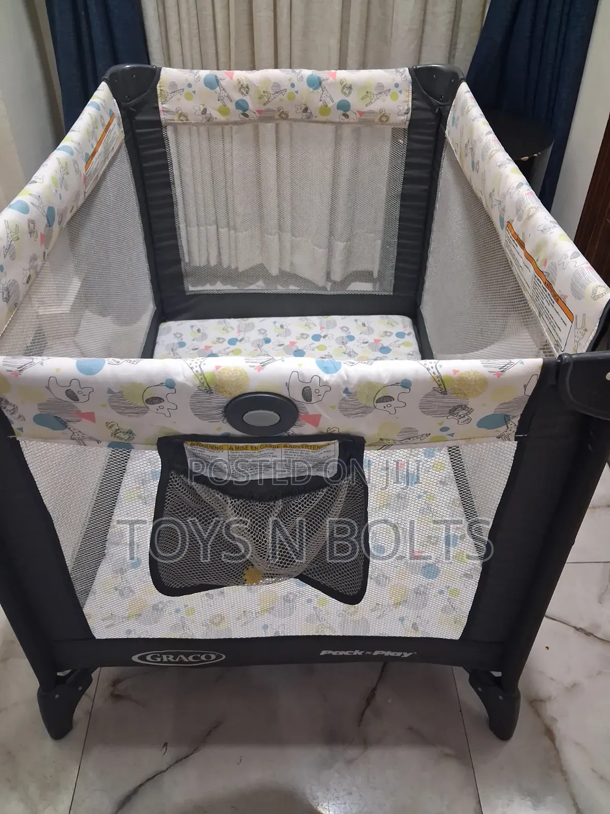 Grey and Cream Graco Baby Cot Pack N Play With Side Pocket
