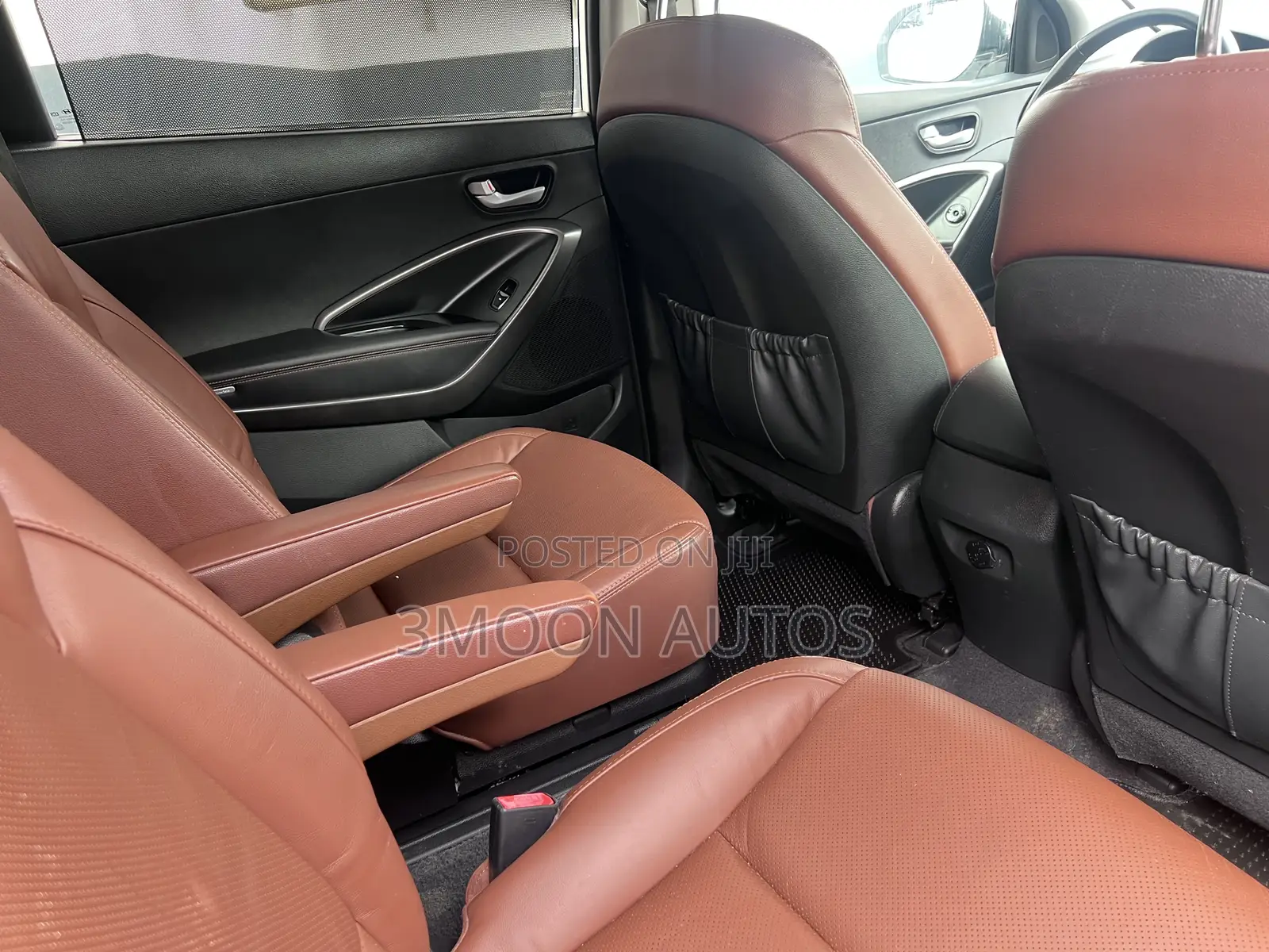 Hyundai Santa Fe Limited w/Saddle Interior 4dr SUV (3.3L 6cyl 6A) 2015