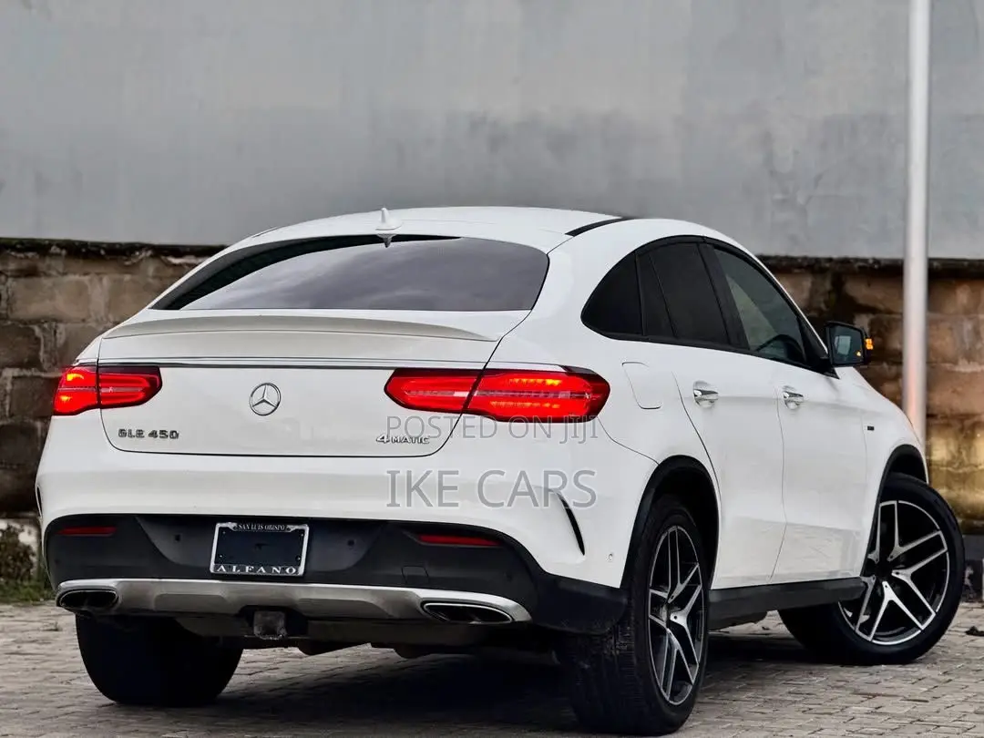 Mercedes-Benz GLE-Class GLE 400 4MATIC 2017 White