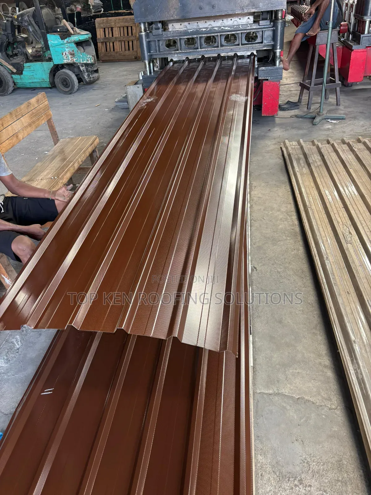 Premium 0.70mm Nut Brown Longspan Aluminum Roofing Sheets