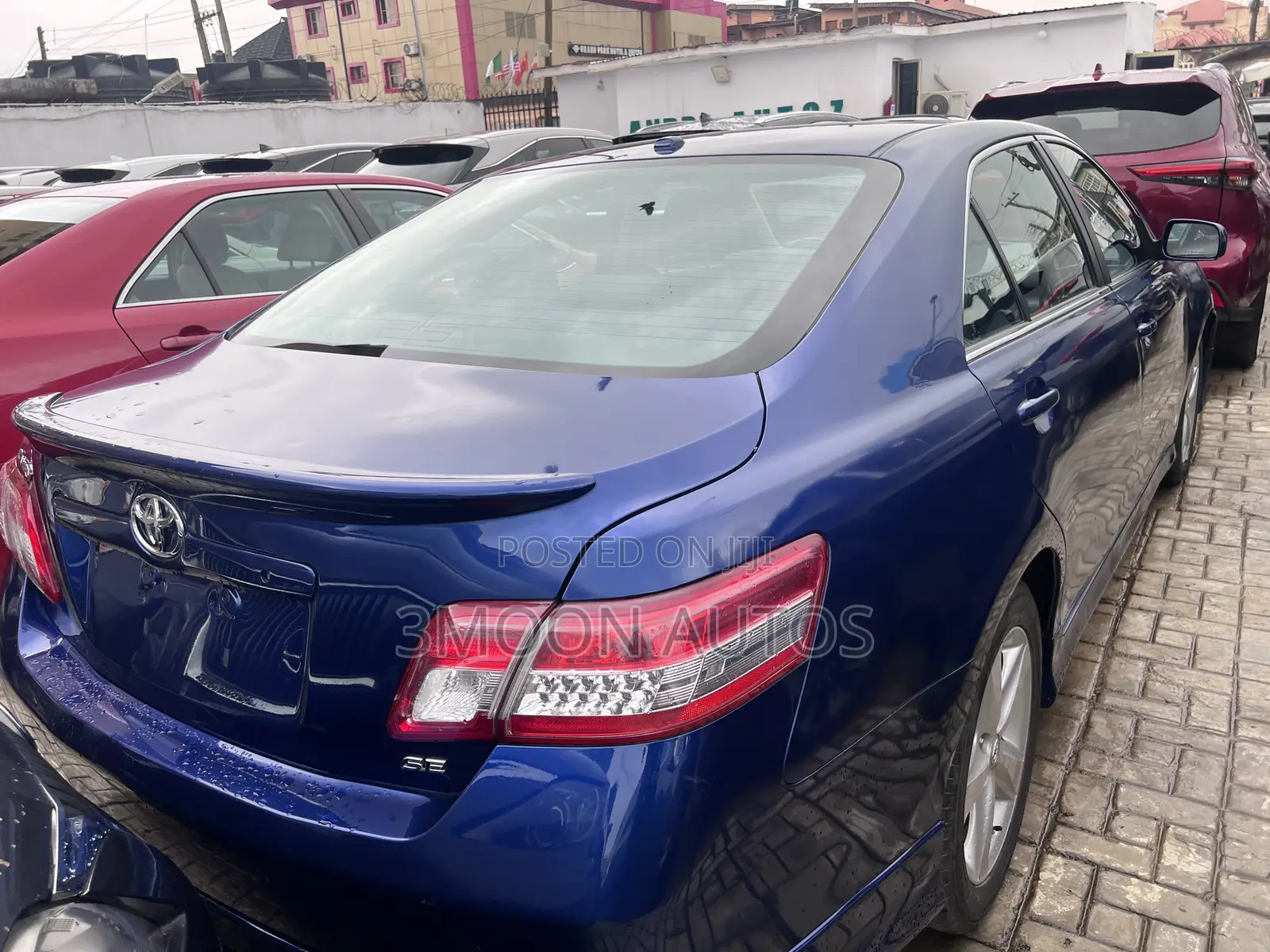 Toyota Camry SE V6 4dr Sedan (3.5L 6cyl 6A) 2011 Blue