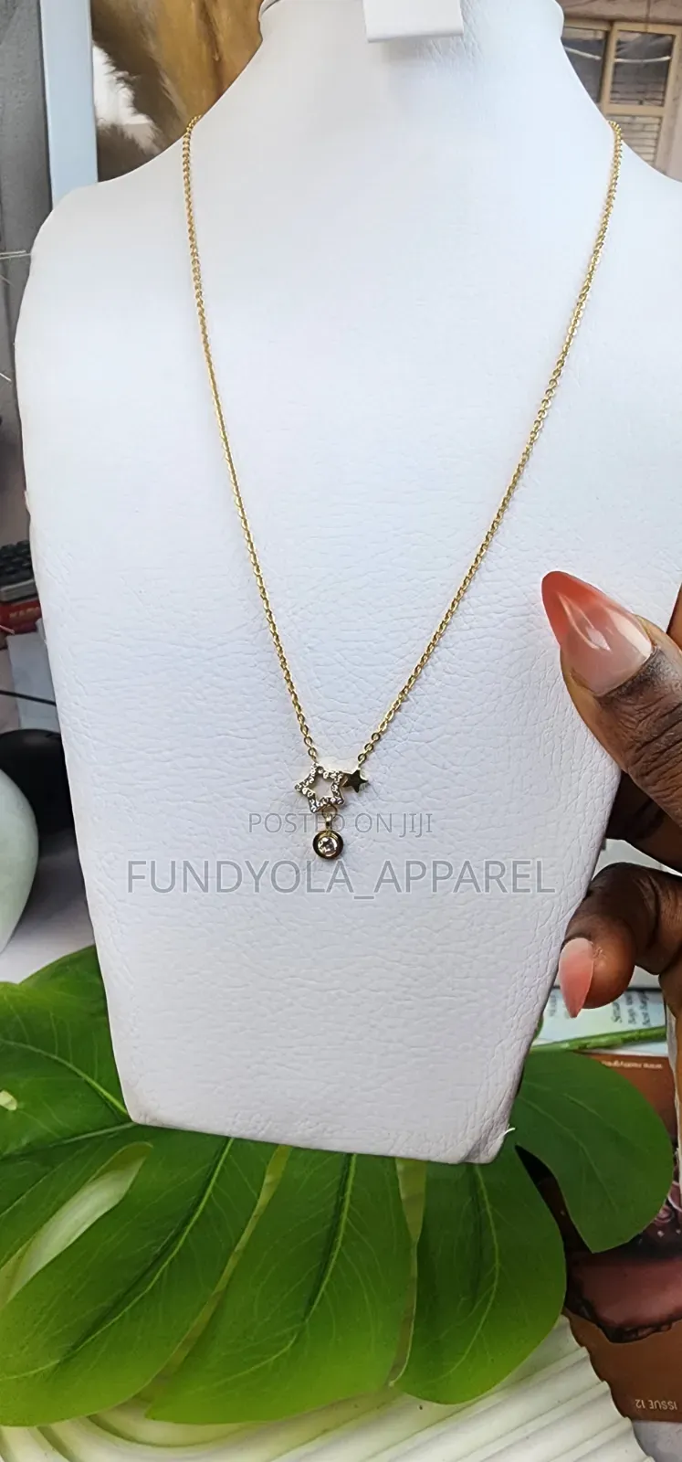 Dainty Star Necklace